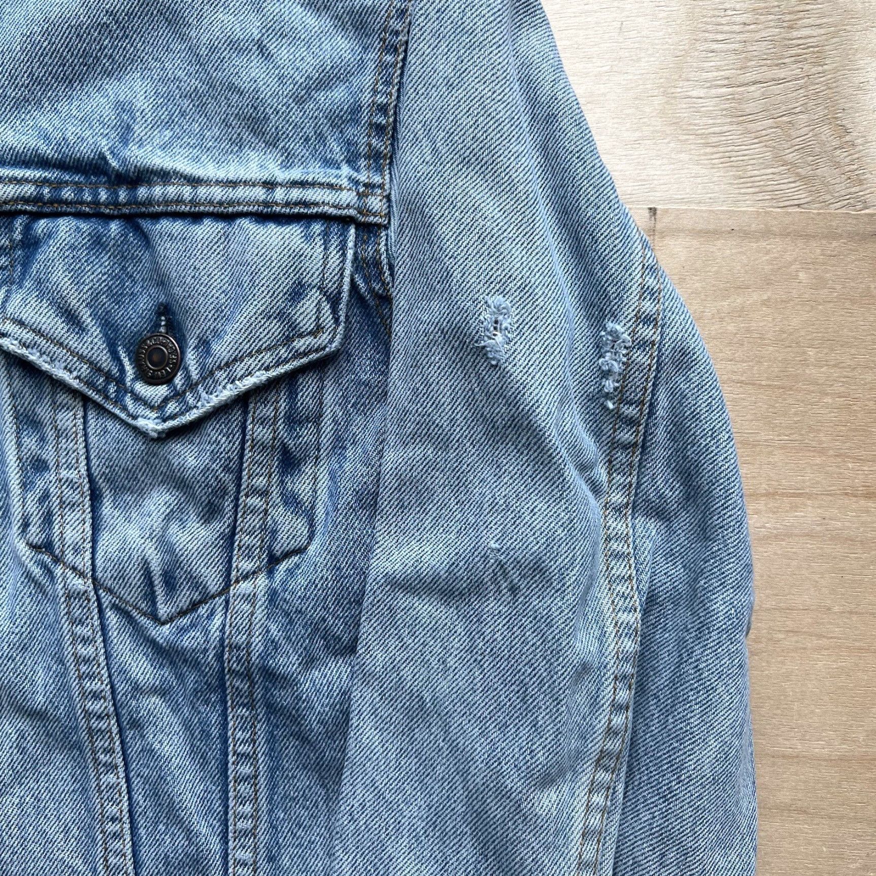 Levi's Vintage Levi's Jacket Blue S 80s David Lee Roth World Tour Eat em Smile Grunge Overcoat Denim Cotton Button Size US S / EU 44-46 / 1 - 5 Thumbnail