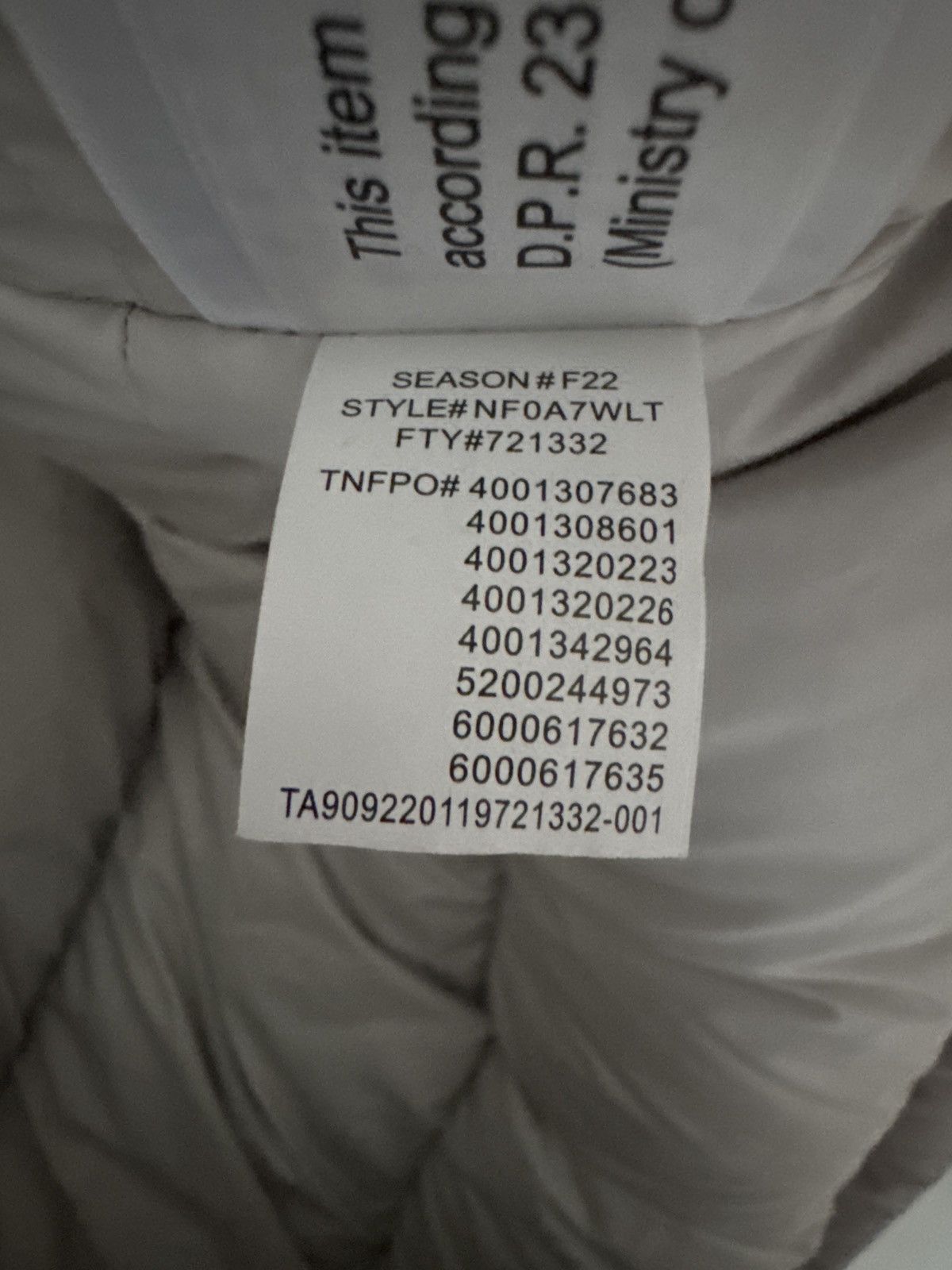 Kaws × The North Face The North Face x Kaws Retro Himalayan Parka sz L Size US L / EU 52-54 / 3 - 14 Thumbnail