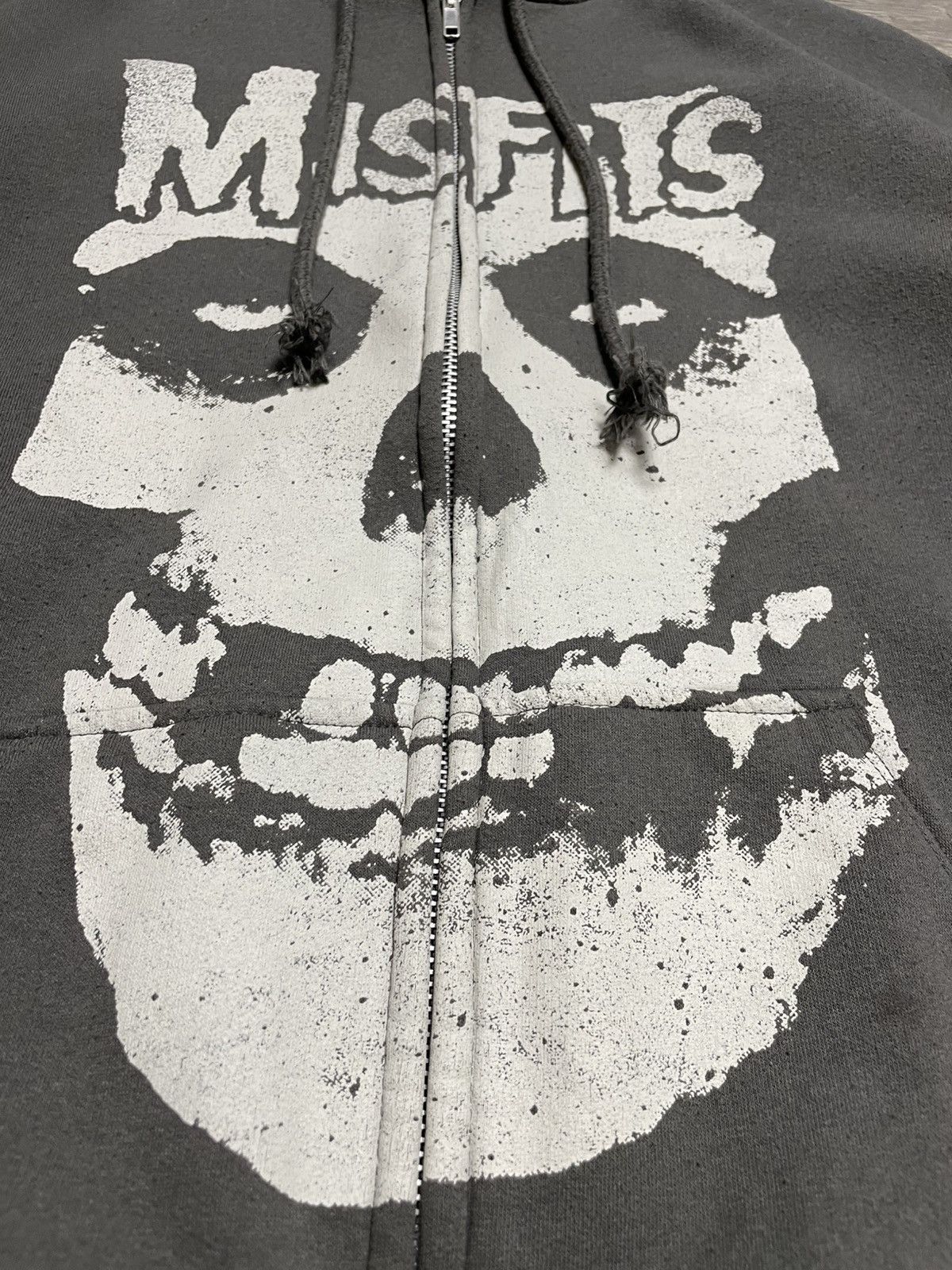 Misfits Misfits Big Logo Oversized Zip-Up Hoodie Y2K Rock Band Punk Size US L / EU 52-54 / 3 - 8 Thumbnail