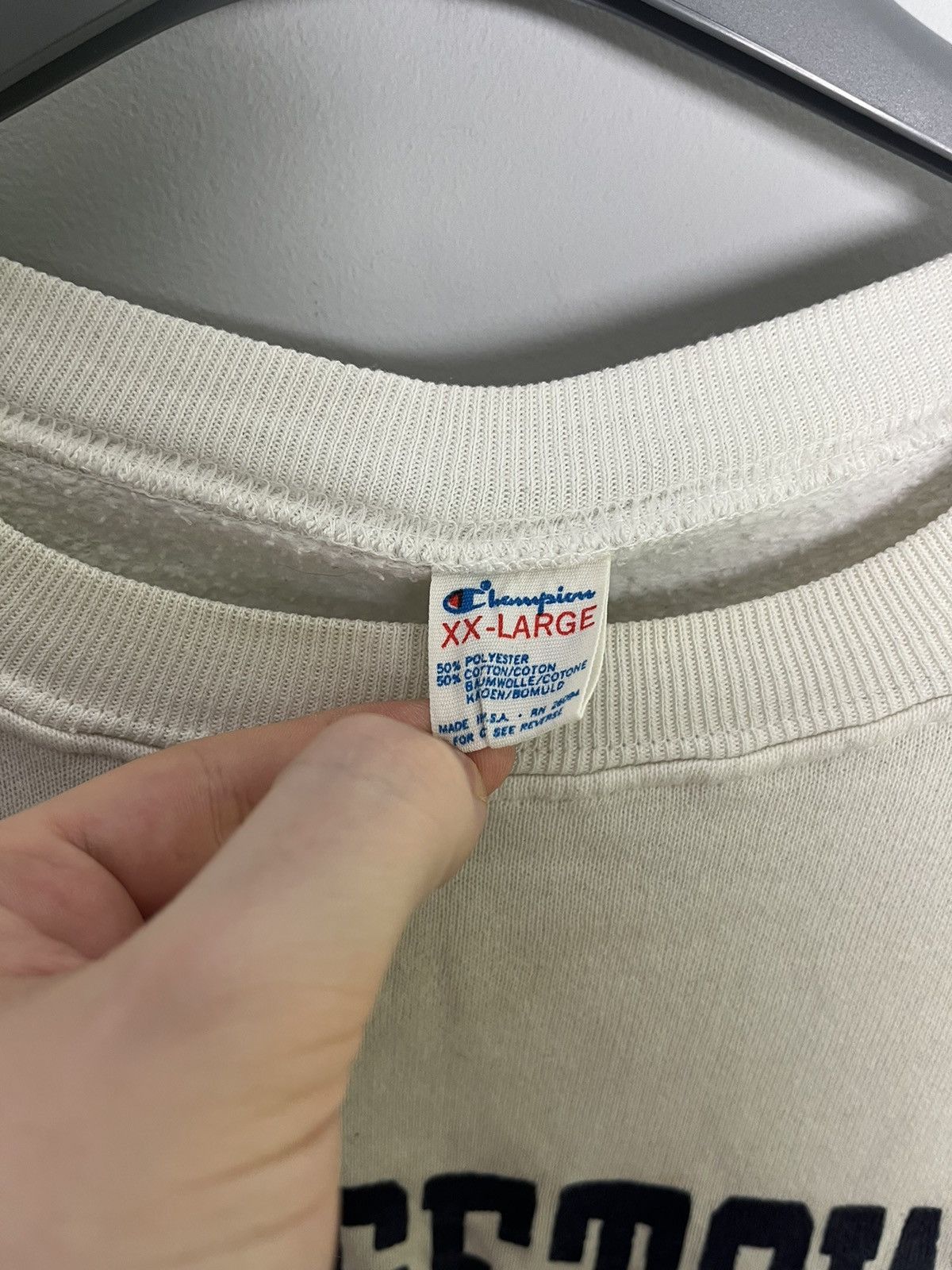 Champion 🔥 1980s CHAMPION VINTAGE GEORGETOWN CREWNECK Y2K sweatshirt Size US XL / EU 56 / 4 - 2 Thumbnail