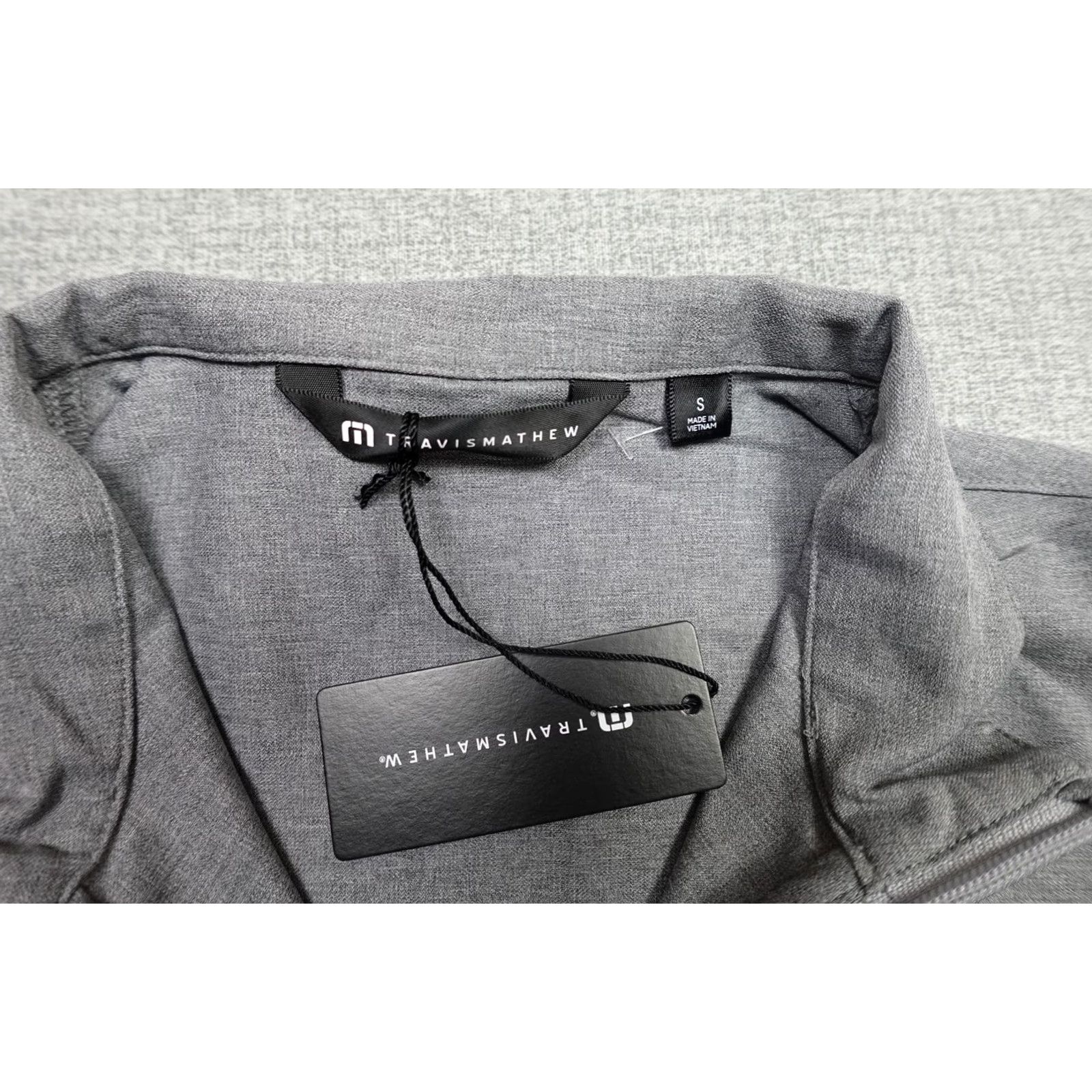 TravisMathew TravisMathew Move Mountains Quarter Zip Pullover Mens Small Gray Floral Golf Size US S / EU 44-46 / 1 - 2 Thumbnail