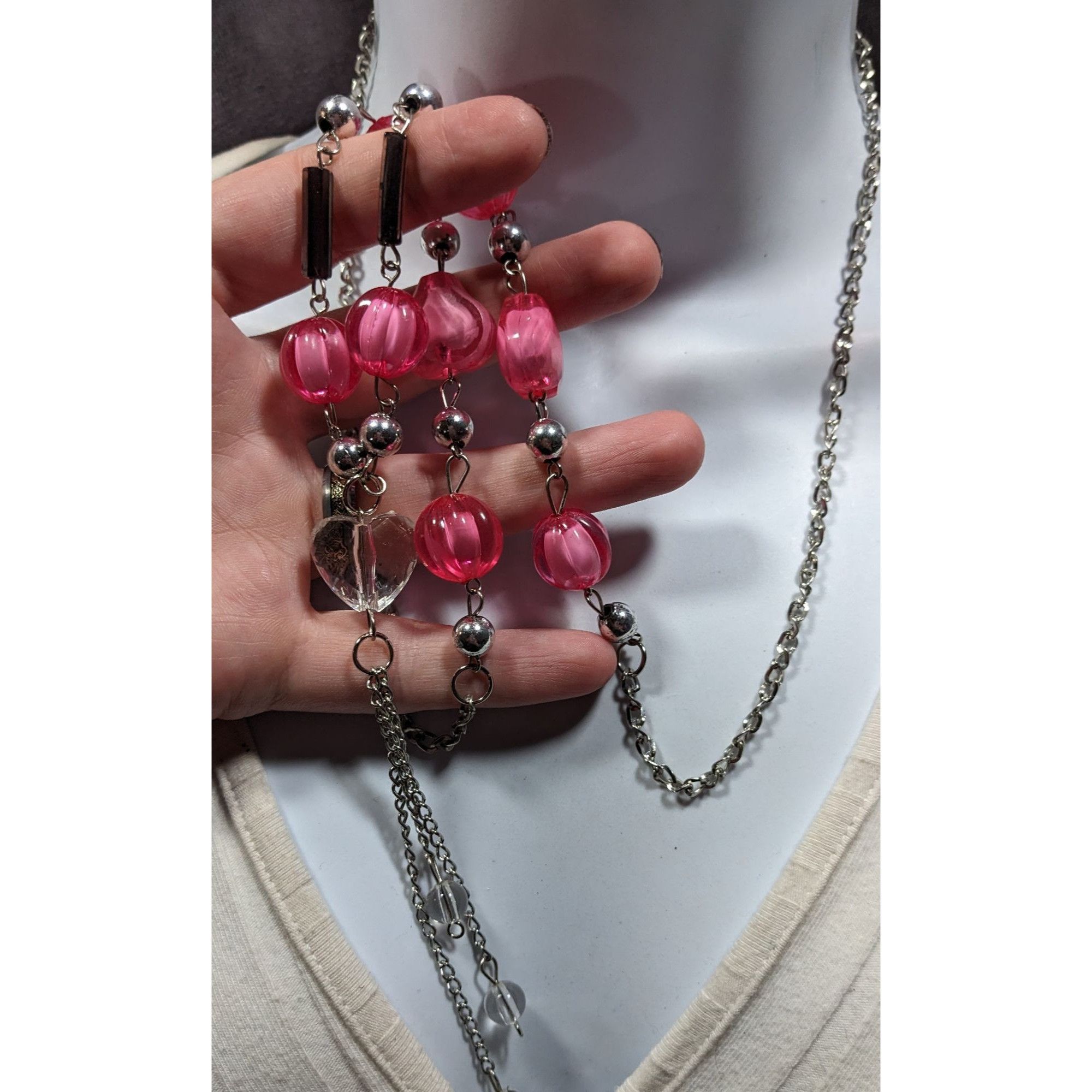 Other Coquette Heart Pink And Silver Tone Station Necklace With Ta Size ONE SIZE - 3 Thumbnail