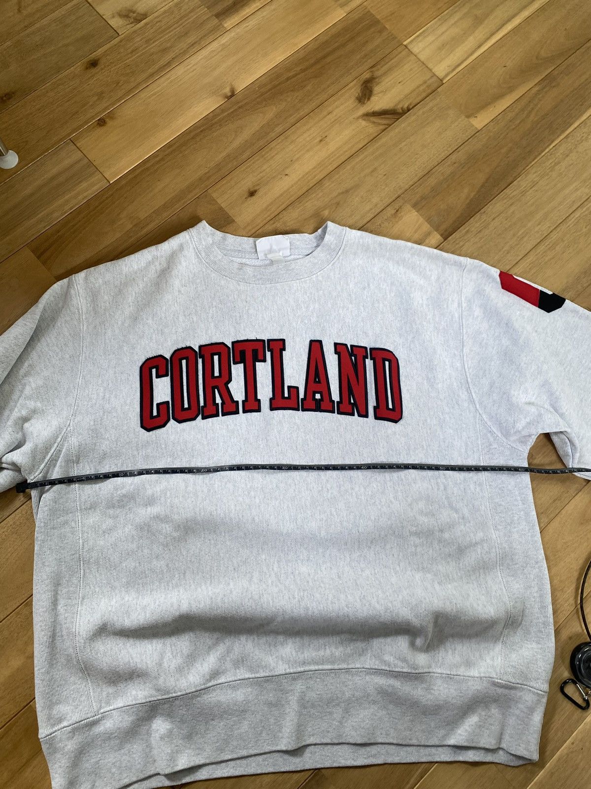 Champion Vintage Champion Reverse Weave Cortland Crewneck Sweatshirt Size US L / EU 52-54 / 3 - 9 Thumbnail