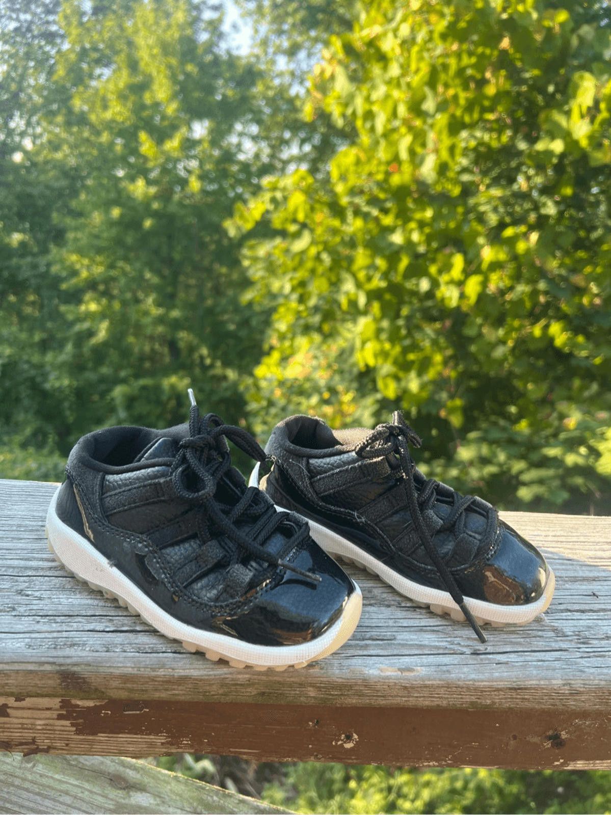 Jordan Brand Air Jordan 11 Retro Low TD 72-10 Size 8C Toddler Size US 8 / EU 41 - 1 Thumbnail