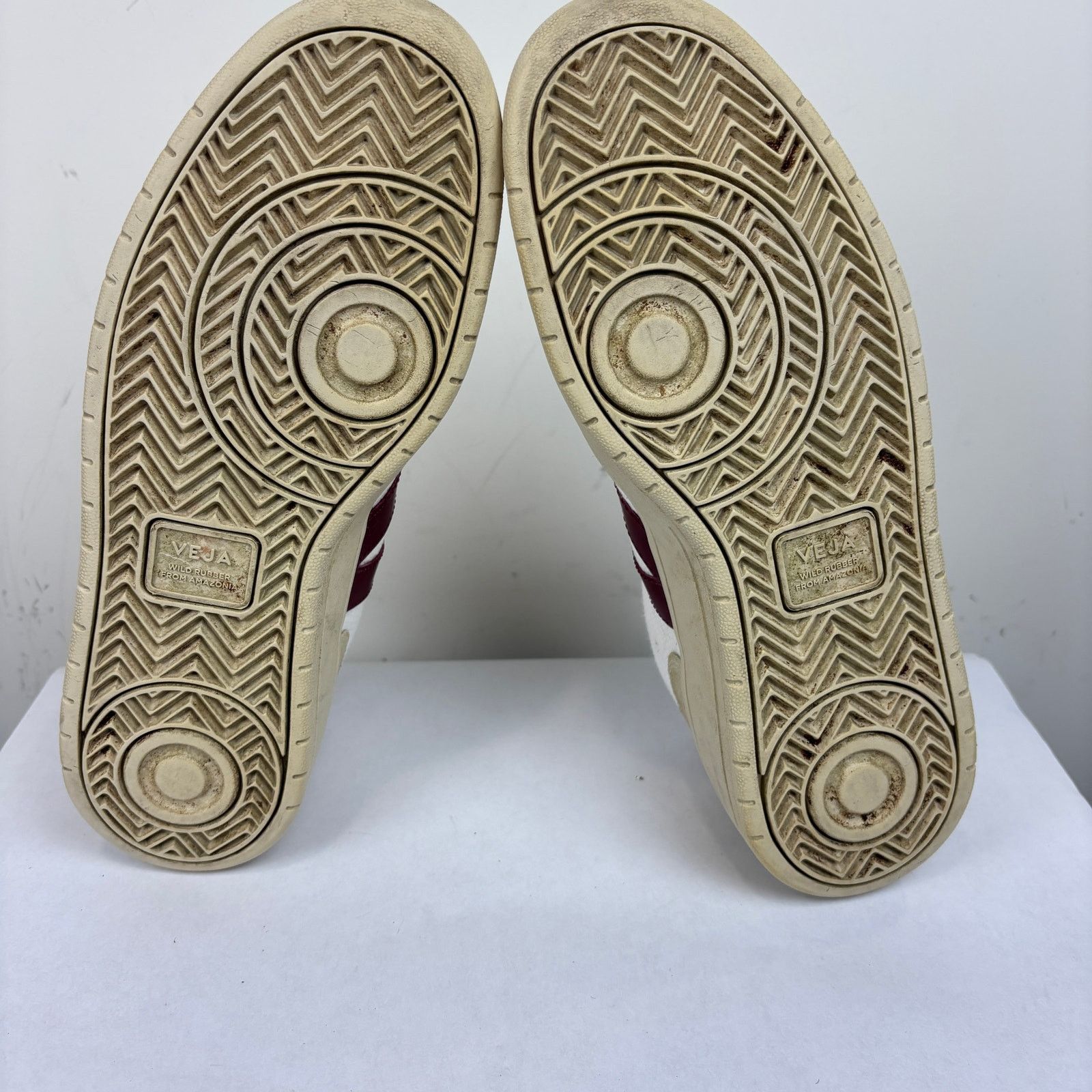 Veja Veja V-10 Leather Low Sneakers Shoes Men's 11.5 Preppy Size US 11.5 / EU 44-45 - 8 Thumbnail
