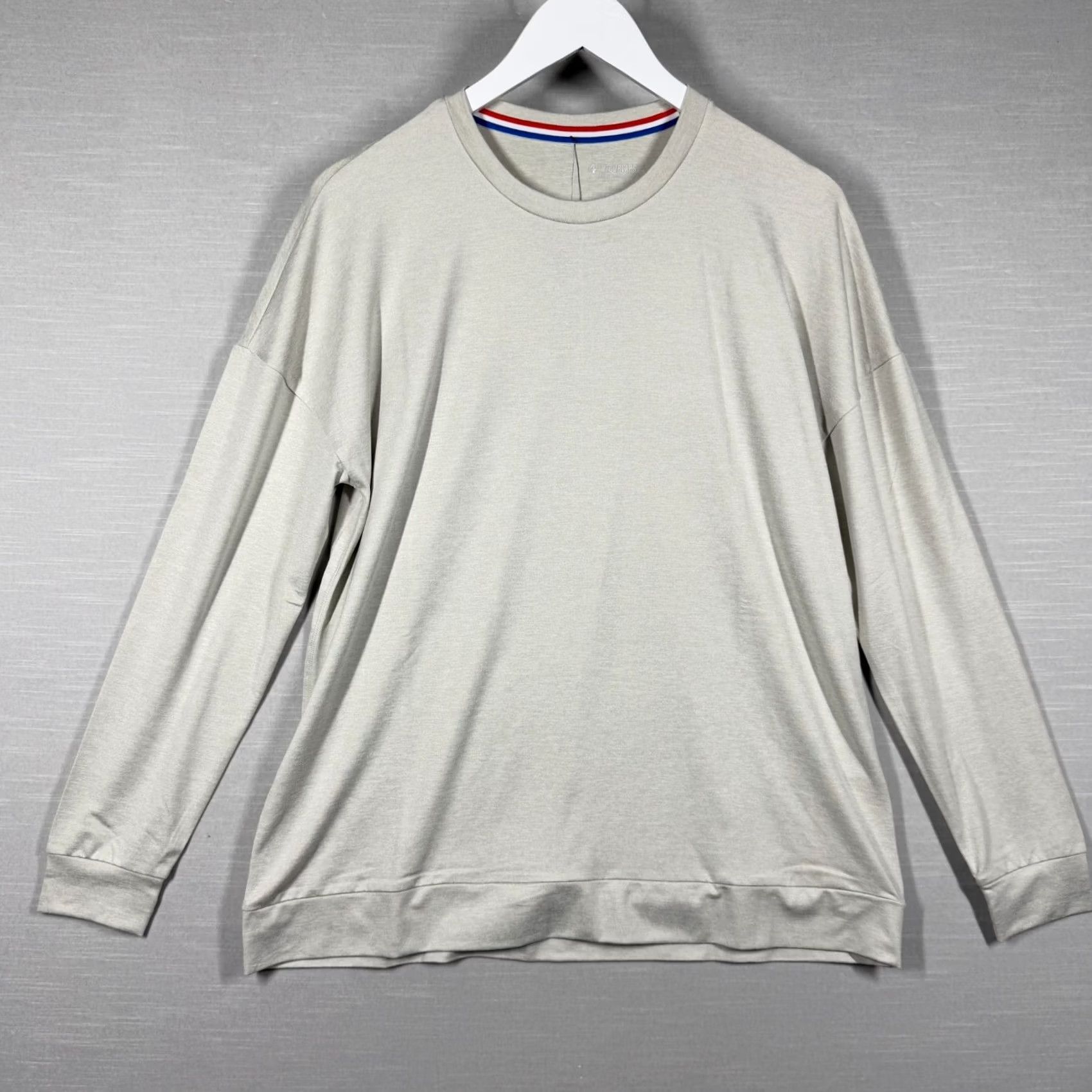 Vintage Fourlaps Shirt Womens Small Oatmeal Heather Stratus Thermoregulating Athletic Shirt Womens Small Beige Polyester Spandex Athletic Womens Mens Girls Size S / US 4 / IT 40 - 2 Thumbnail
