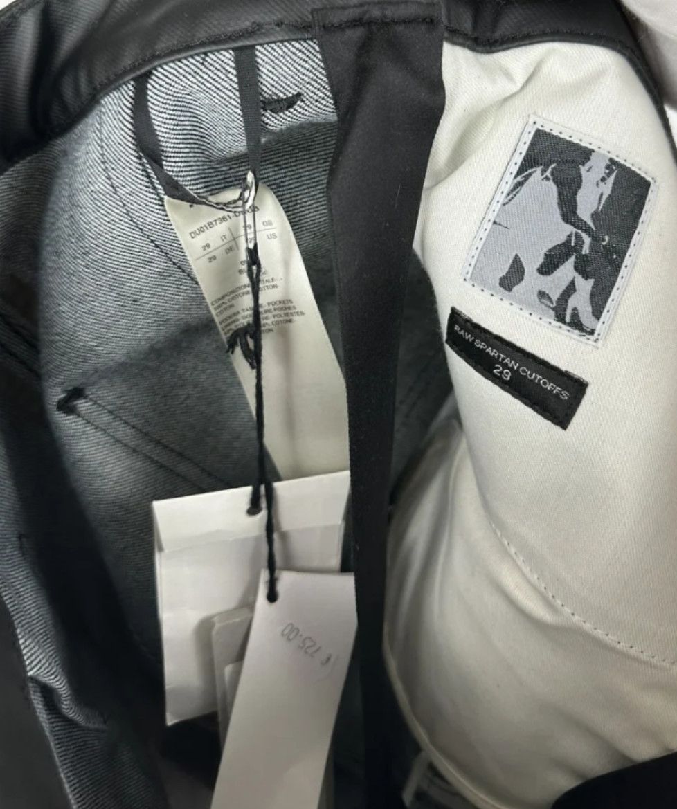Rick Owens × Rick Owens Drkshdw raw spartan cutoff NEW! Size US 29 - 6 Thumbnail