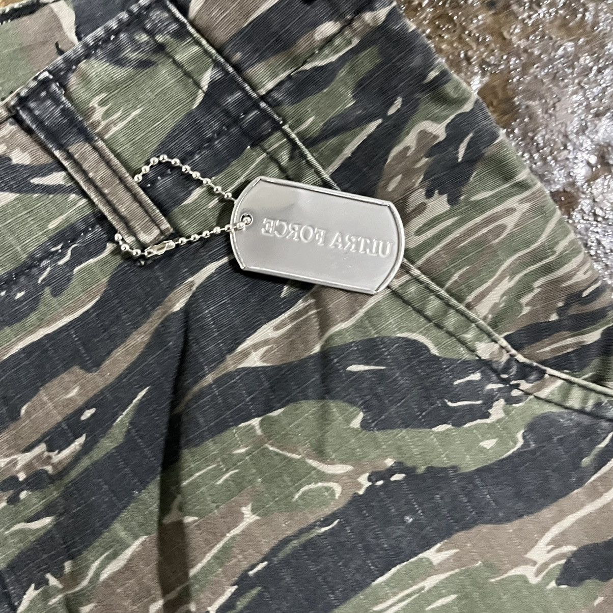 Vintage Crazy Y2K Military Camo Baggy Cargo Pants Essential Skater Size US 29 - 8 Thumbnail