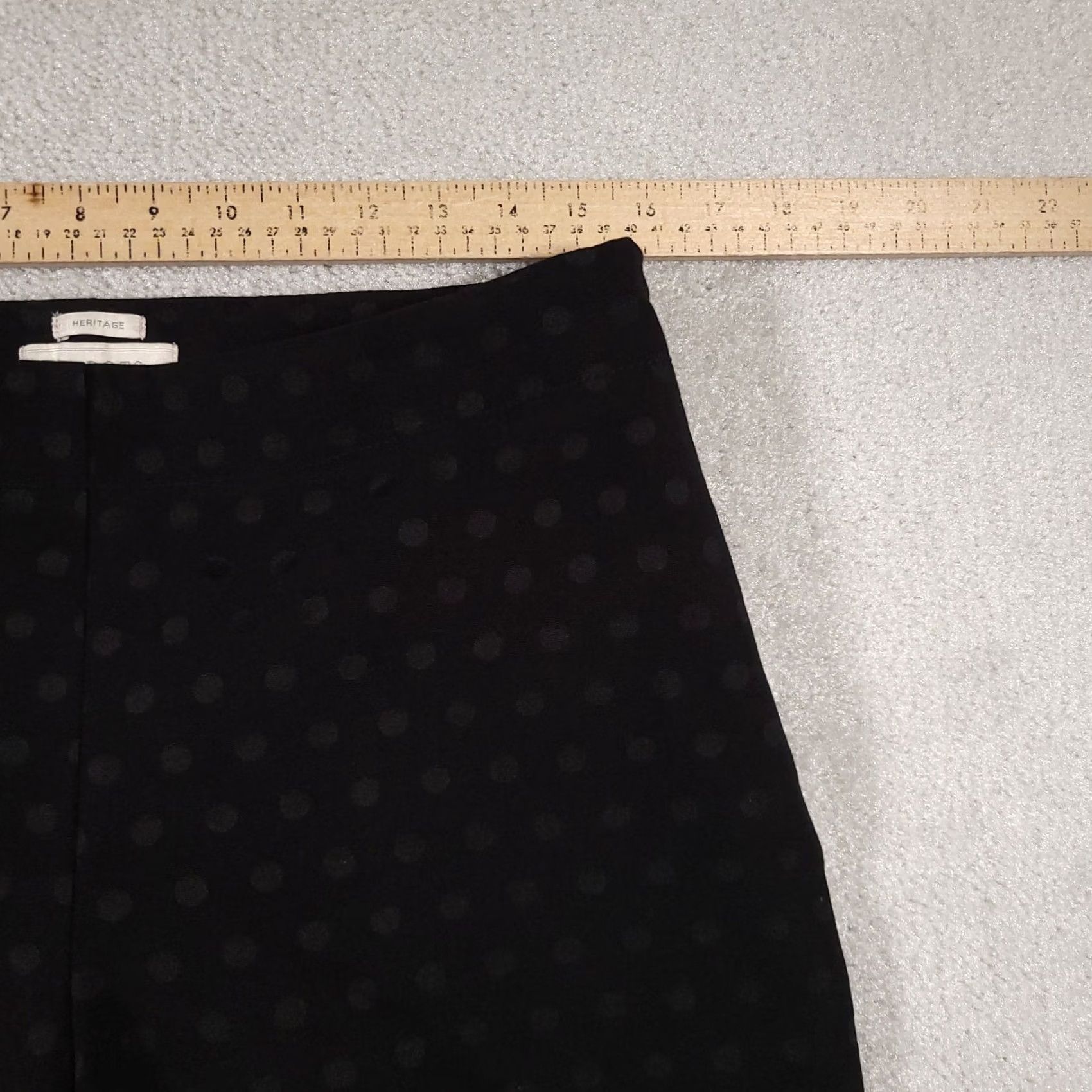 Talbots VINTAGE Talbots Heritage Pants Womens Petite 12P Black Polka Dot Side Zip Hemmed Capri Pants Capris Polka Dot Black 12P Womens Size 34" / US 12 / IT 48 - 6 Thumbnail