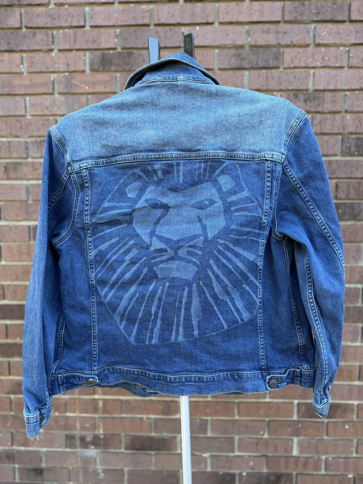 Disney Disney The Lion King Broadway Musical Denim Blue Jean Jacket Size US S / EU 44-46 / 1 - 1 Thumbnail