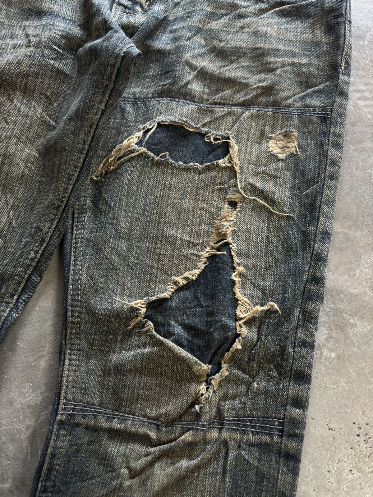 Japanese Brand IN THE ATTIC distressed dirty rusty mud japanese punk grunge Size US 31 - 14 Thumbnail