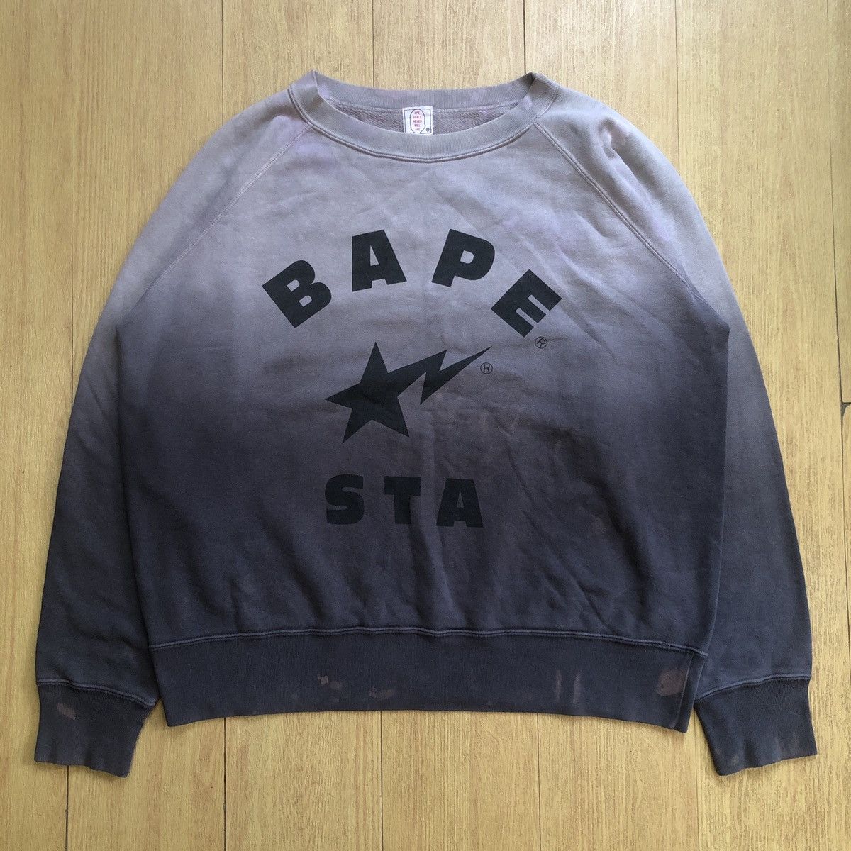 Bape Gradient Bape Sta Crewneck Size US M / EU 48-50 / 2 - 1 Thumbnail