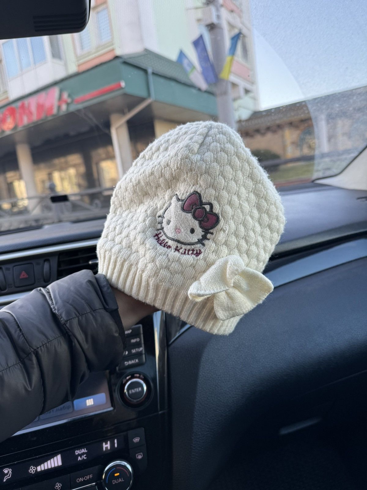 Japanese Brand Vintage Y2K Beanie Hello Kitty Hat Japan street style Size ONE SIZE - 3 Thumbnail