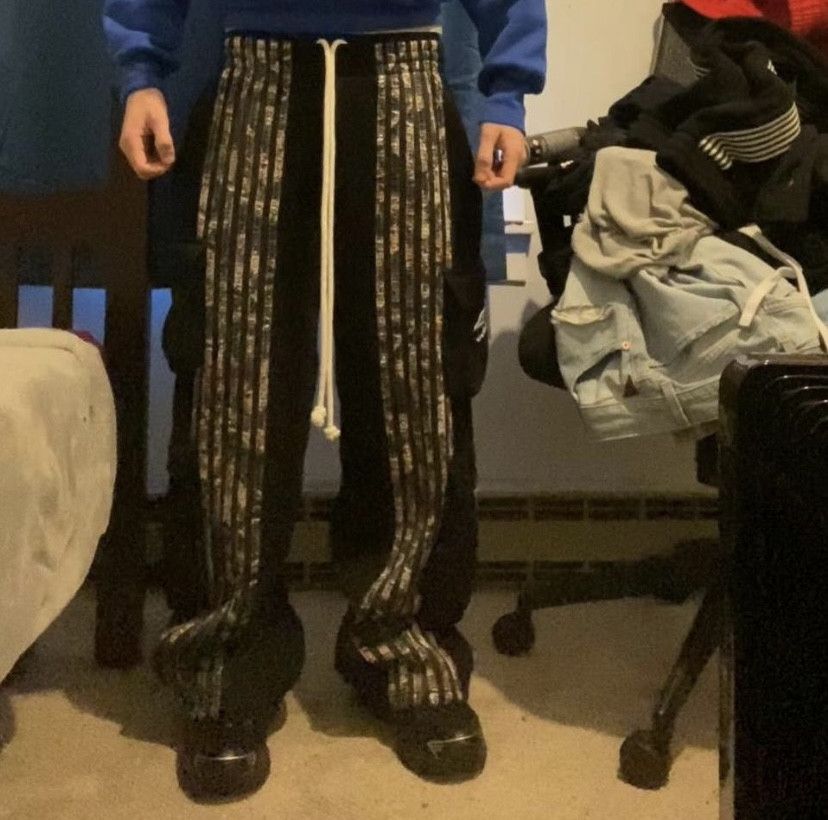 HYPEDEPT HYPEDEPT ARCHIVE HUNTER CARGO STRIPE BAGGY SWEATPANTS CAMO Size US 30 / EU 46 - 3 Thumbnail