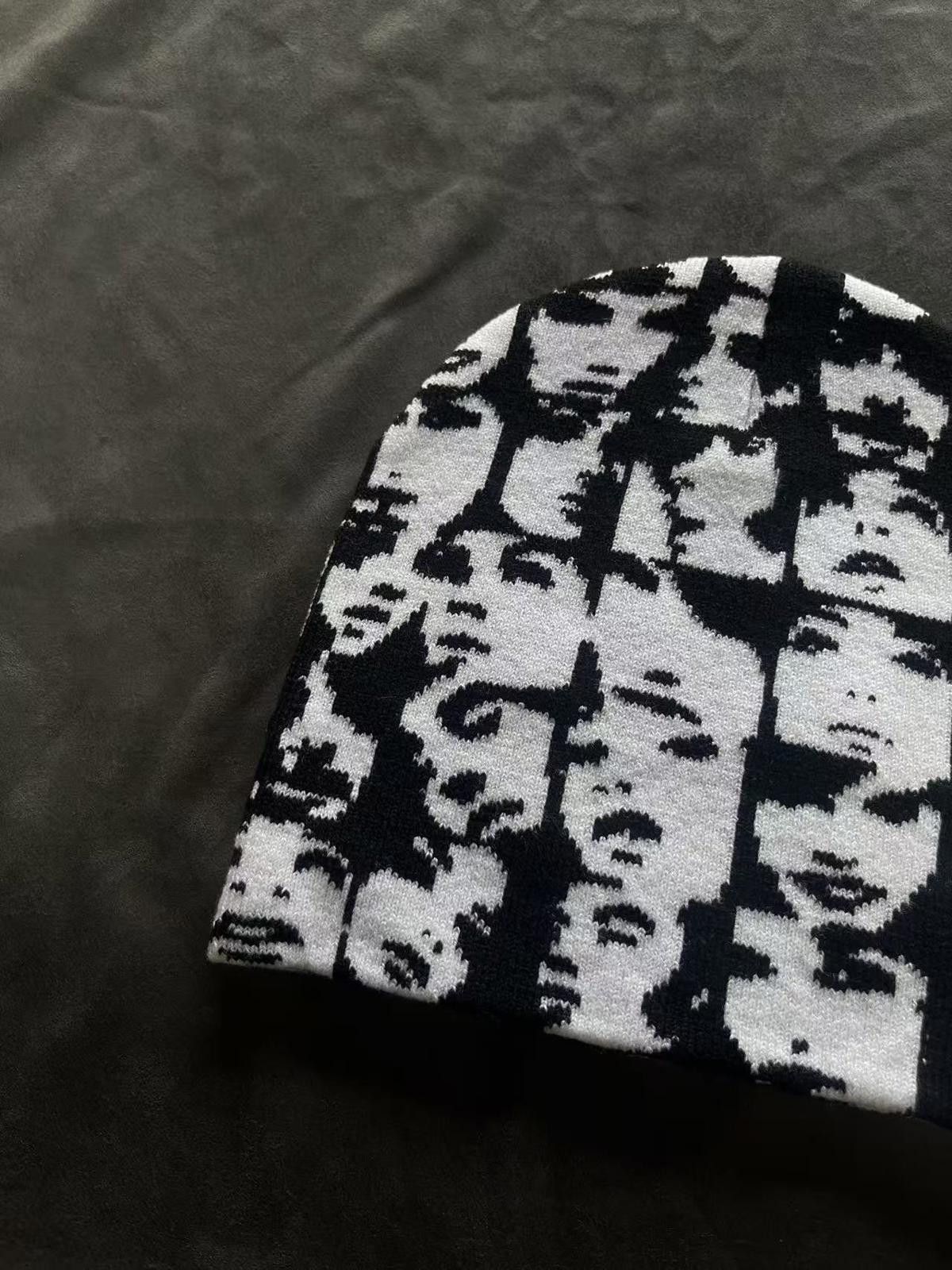 Japanese Brand Deadstock Black & White Multi-Face No Cuff Knit Green Beanie Size ONE SIZE - 2 Thumbnail