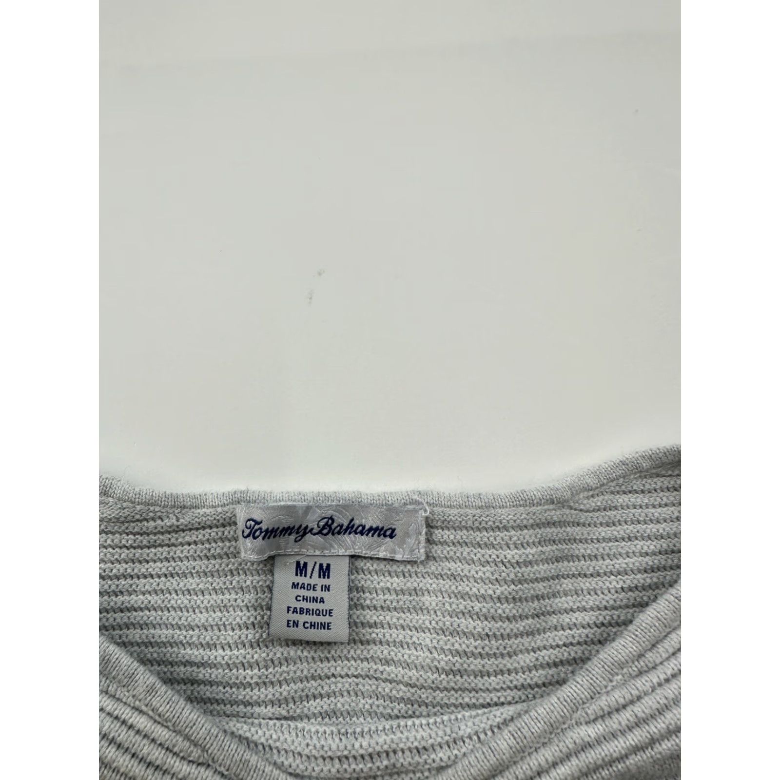 Tommy Bahama Tommy Bahama Shirt Womens Medium Gray Solid Short Sleeve Cotton Viscose Shirt Women M Gray Solid Short Sleeve Cotton Viscose Tommy Bahama 90s? Size M / US 6-8 / IT 42-44 - 2 Thumbnail