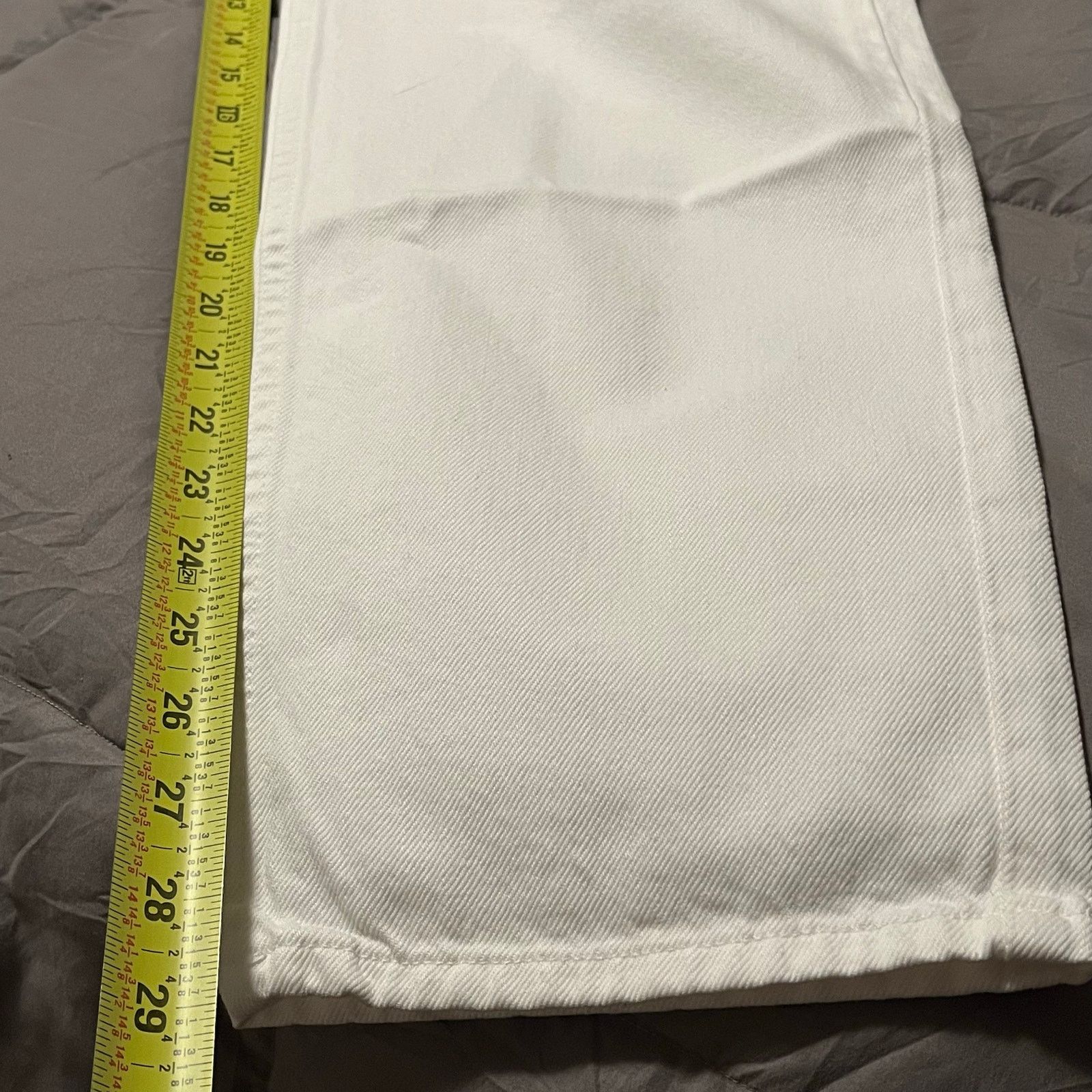 Museum of Peace & Quiet •NWT• Museum of Peace & Quiet White FRAME Denim Pants • MoPQ Size US 32 / EU 48 - 9 Thumbnail