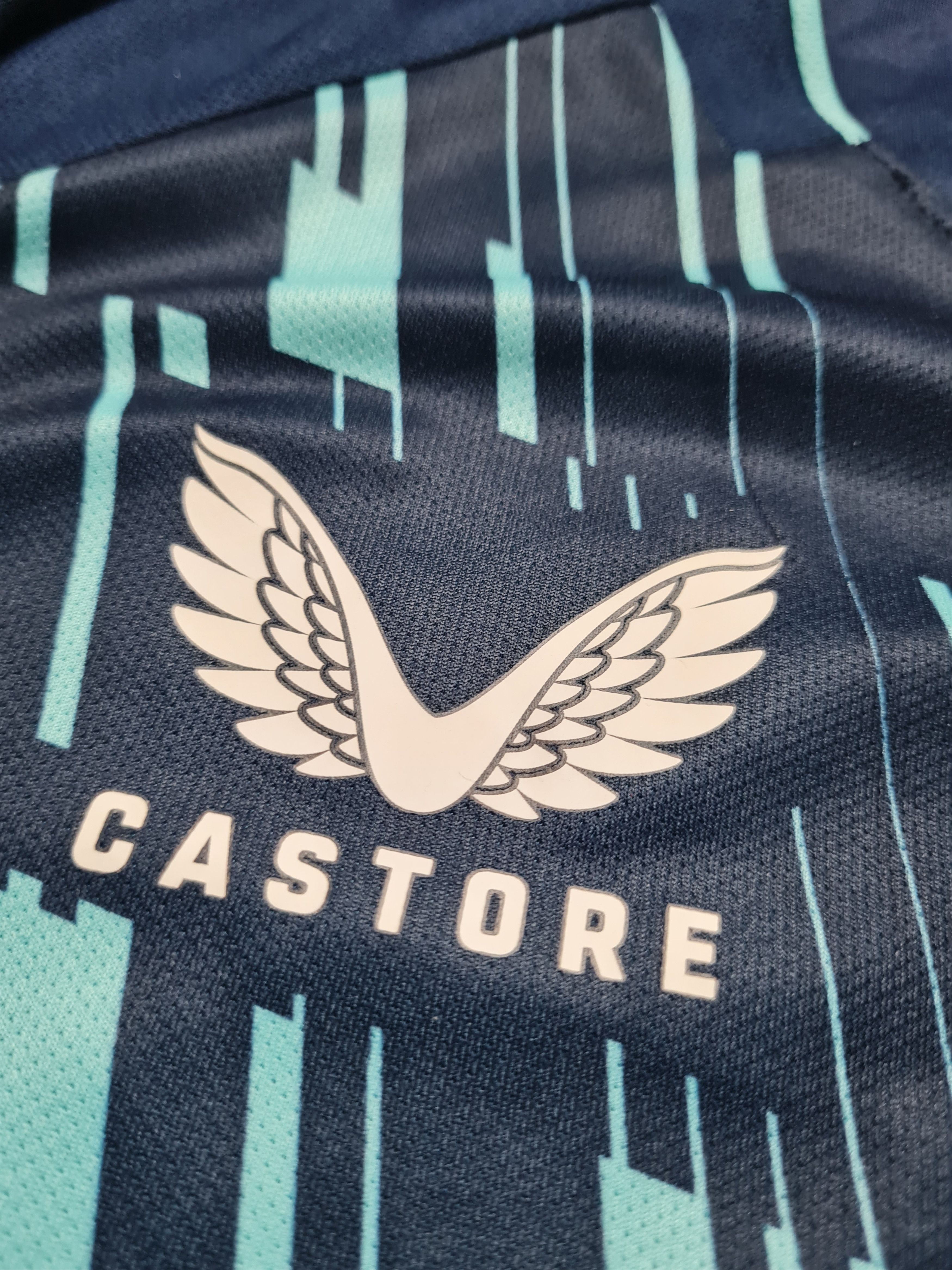 Castore JERSEY ENGLAND NATIONAL TEAM FOOTBAL SOCCER SHIRT CASTORE Size US L / EU 52-54 / 3 - 7 Thumbnail