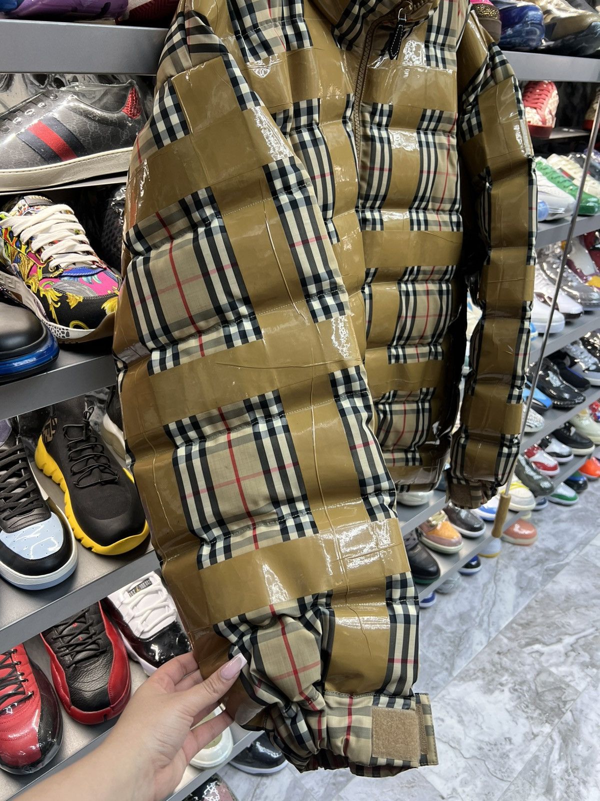Burberry Burberry Tape Puffer Jacket Size US L / EU 52-54 / 3 - 4 Thumbnail