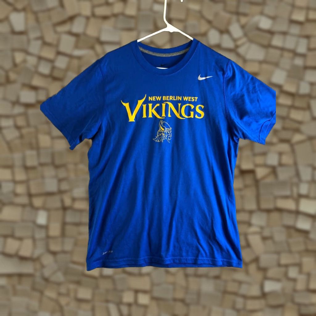 Nike Nike Dri-Fit Shirt Short Sleeve Crew Neck Mens Large Blue Viking New Berlin West Logo Sports Shirt Size US L / EU 52-54 / 3 - 1 Thumbnail