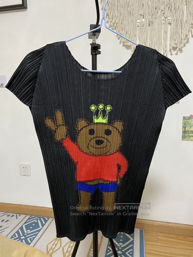 Issey Miyake Issey Miyake Vintage Patch Bear T-shirt Size L / US 10 / IT 46 - 1 Thumbnail