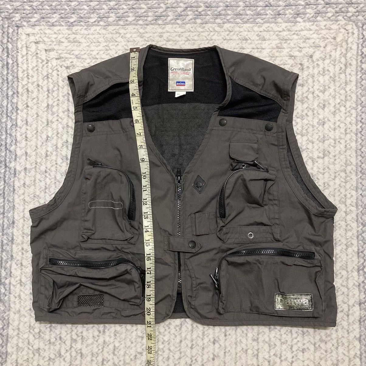 DAIWA Rare Daiwa Multipocket Tactical Fishing Vests Size US L / EU 52-54 / 3 - 13 Thumbnail