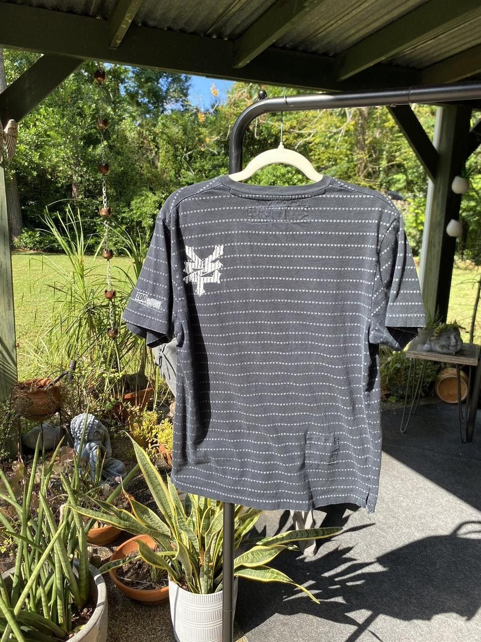 Zoo York 2000s Rare Black Zoo York Monogram Logo V Neck Tee Large Size US L / EU 52-54 / 3 - 4 Thumbnail