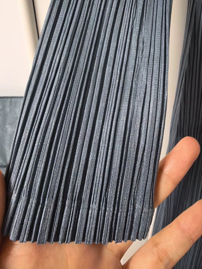 Issey Miyake Issey Miyake size:3 Haze blue pleated dress Size L / US 10 / IT 46 - 5 Thumbnail