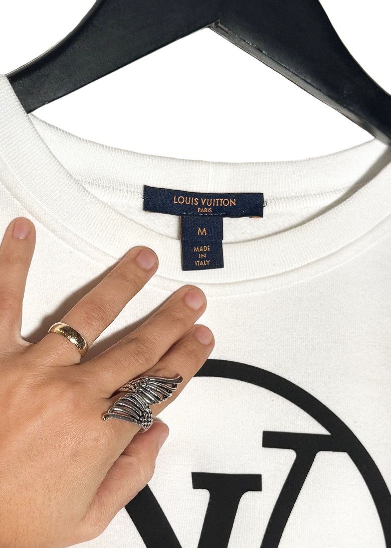Louis Vuitton Louis Vuitton White Macro Signature Cropped Sweatshirt Size M / US 6-8 / IT 42-44 - 3 Thumbnail