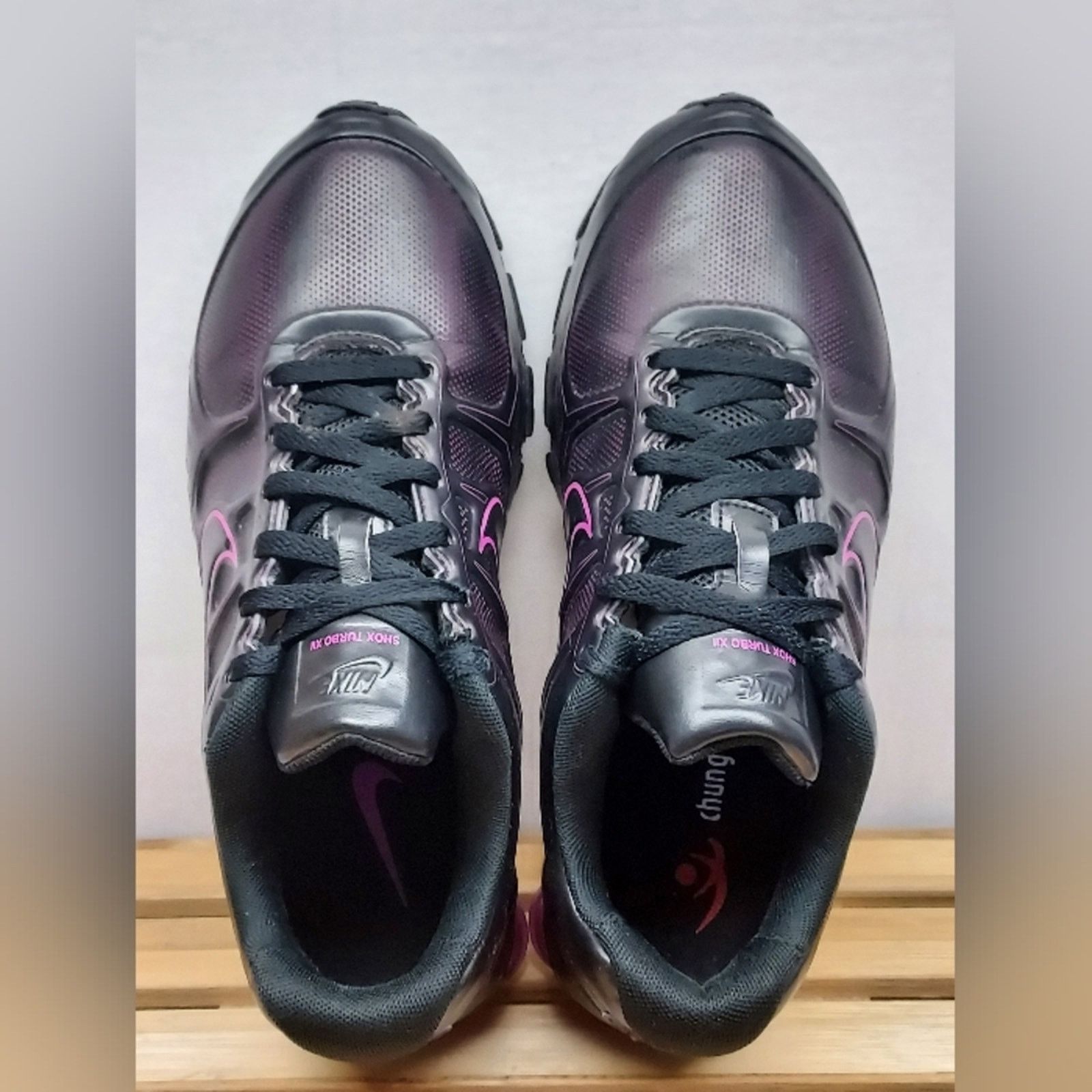 Nike Nike Womens Black Shox Turbo XII Athletic Shoes Size 9.5 Size US 9.5 / IT 39.5 - 8 Thumbnail