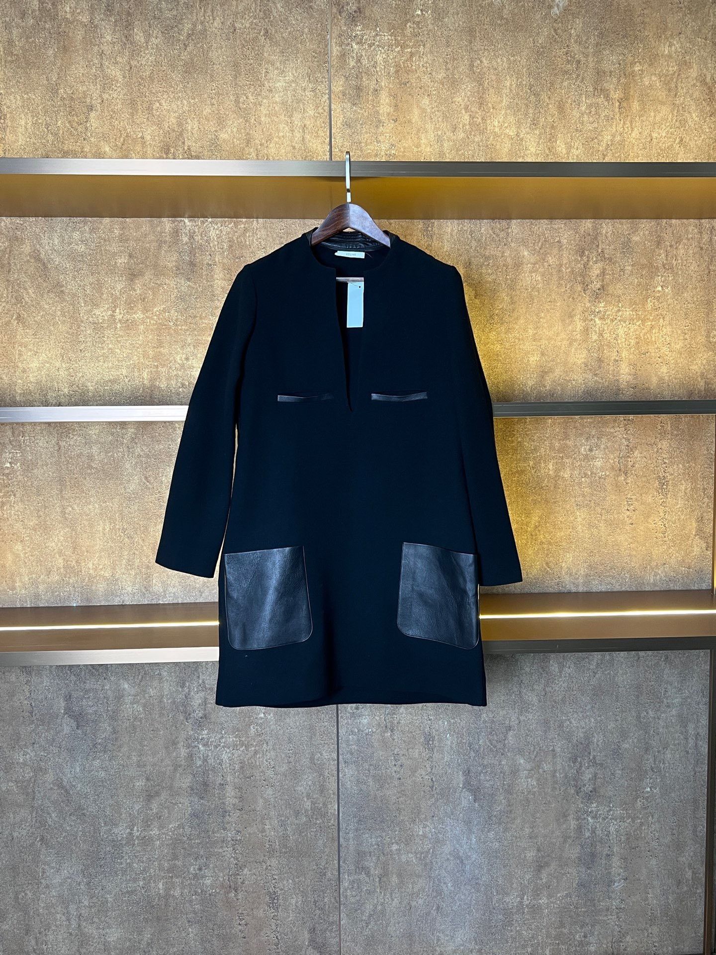 Celine Celine Wool T-Shirt L Women Size L / US 10 / IT 46 - 1 Thumbnail