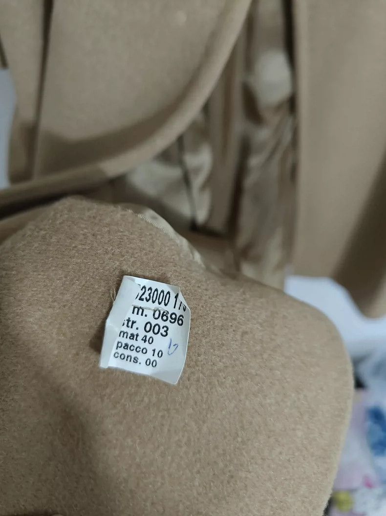 Max Mara Max Mara coat Size L / US 10 / IT 46 - 4 Thumbnail