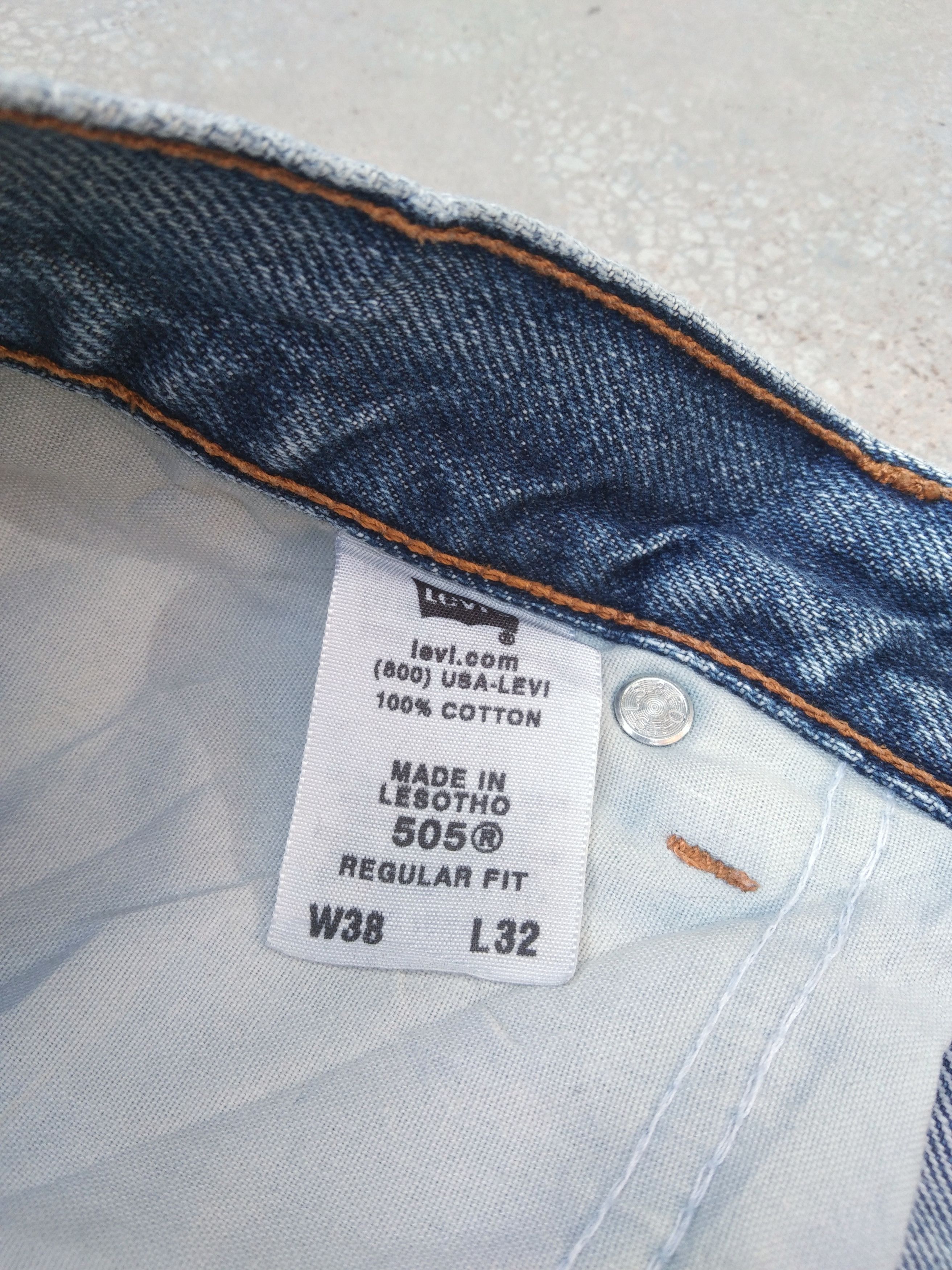 Jean × Levi's × Vintage Vintage Levis Jeans 505 Distressed Denim 38x32 Size US 38 / EU 54 - 9 Thumbnail