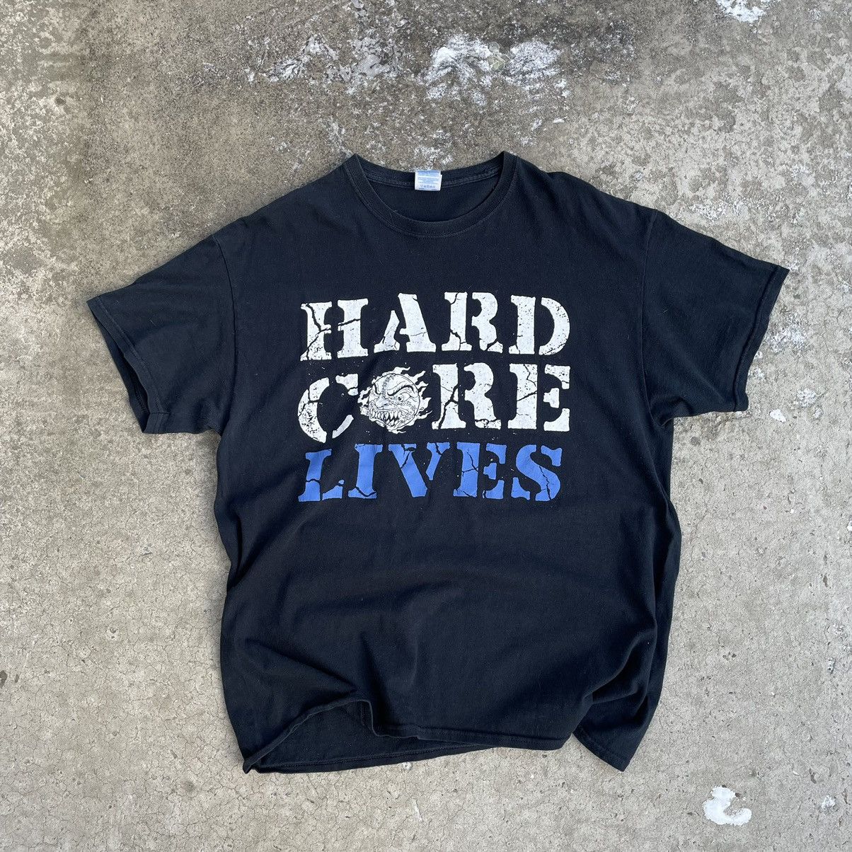 Vintage Vintage T-shirts Hard Core Lives Logo Rugby Sport Joke Y2K Size US XL / EU 56 / 4 - 1 Thumbnail