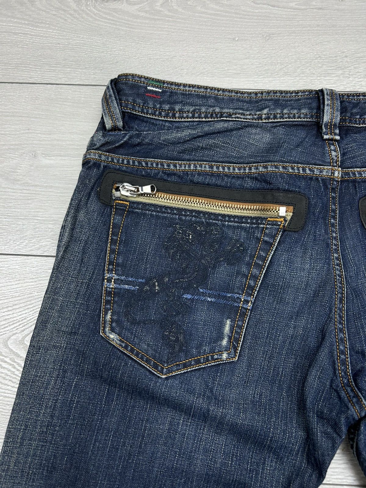 Diesel × Vintage Diesel Vintage denim jeans size 34 Size US 34 / EU 50 - 3 Thumbnail