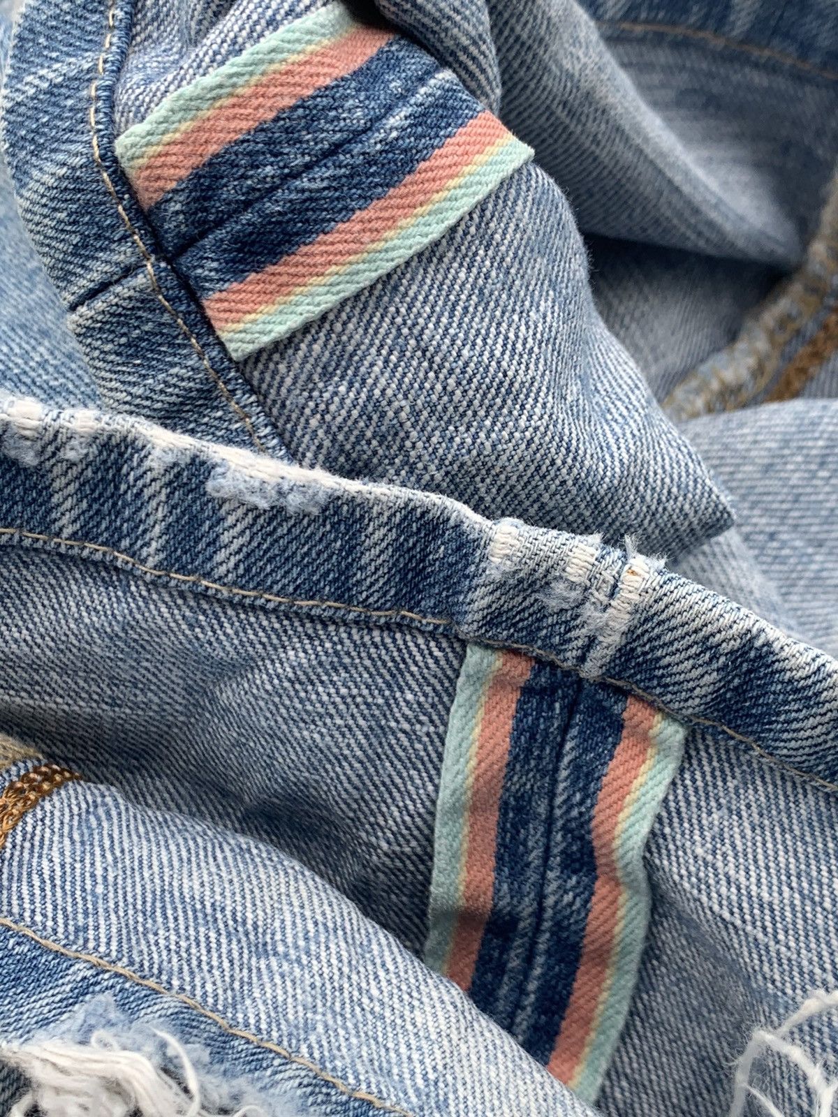 Edwin DISTRESSED EDWIN 505s SELVEDGE. Size US 30 / EU 46 - 14 Thumbnail