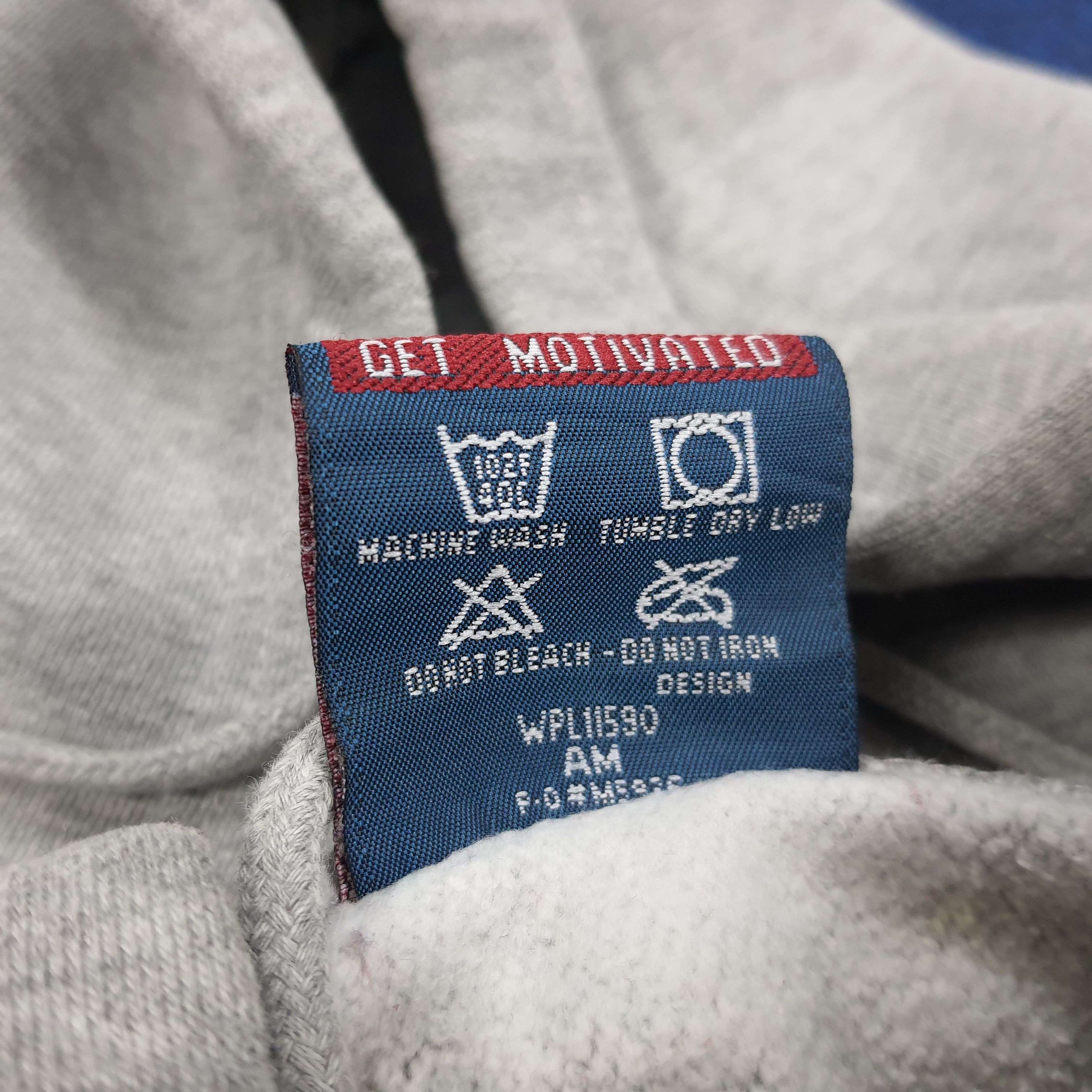 Vintage Vintage Breckenridge Spell Out America State Hoodie Size US L / EU 52-54 / 3 - 5 Thumbnail