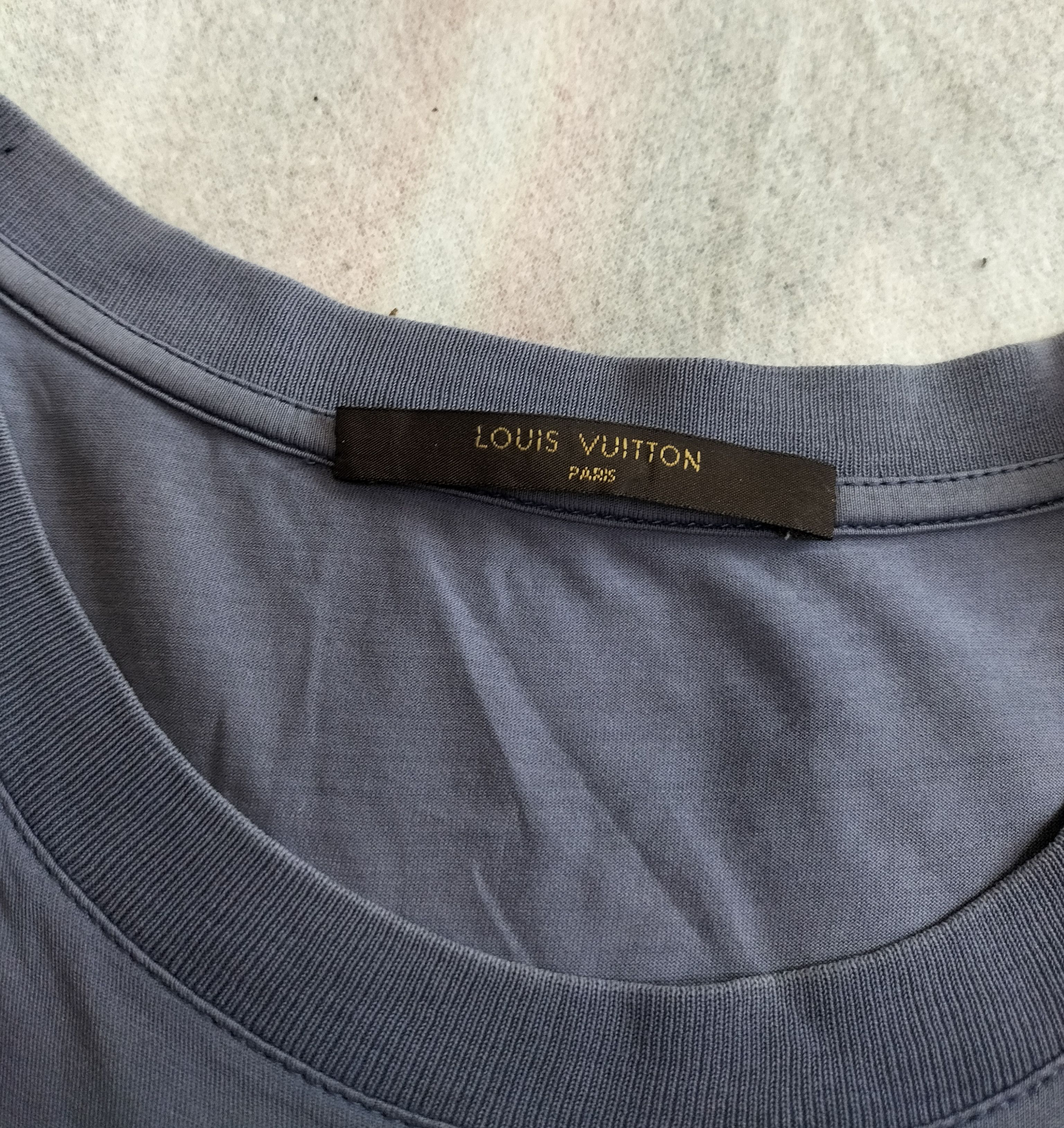 Louis Vuitton Louis Vuitton champs Elysees patch logo shirt Size US L / EU 52-54 / 3 - 8 Thumbnail