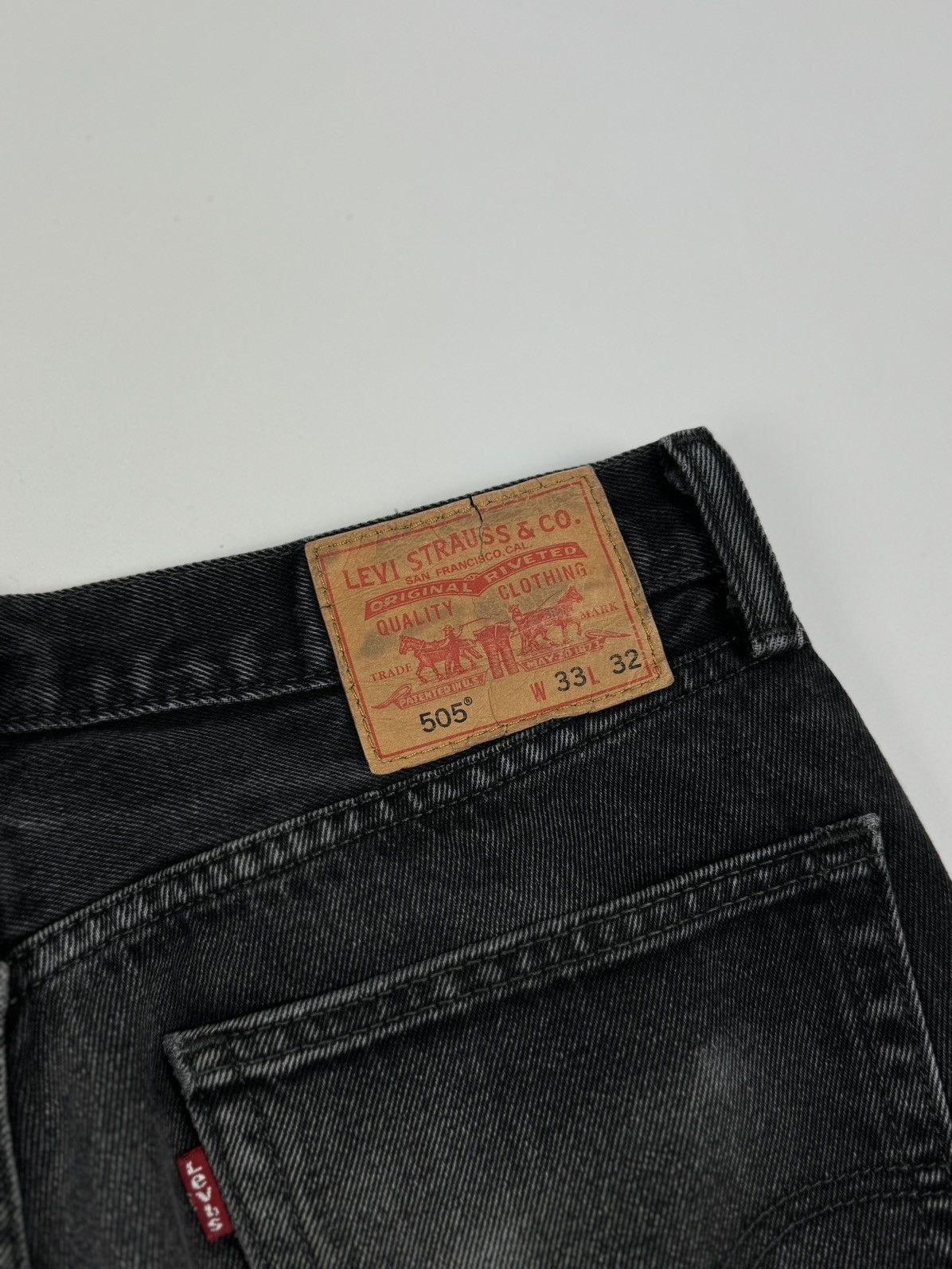 Levi's Y2K Vintage Levi’s 505 Washed Black Jeans Size US 33 - 15 Thumbnail
