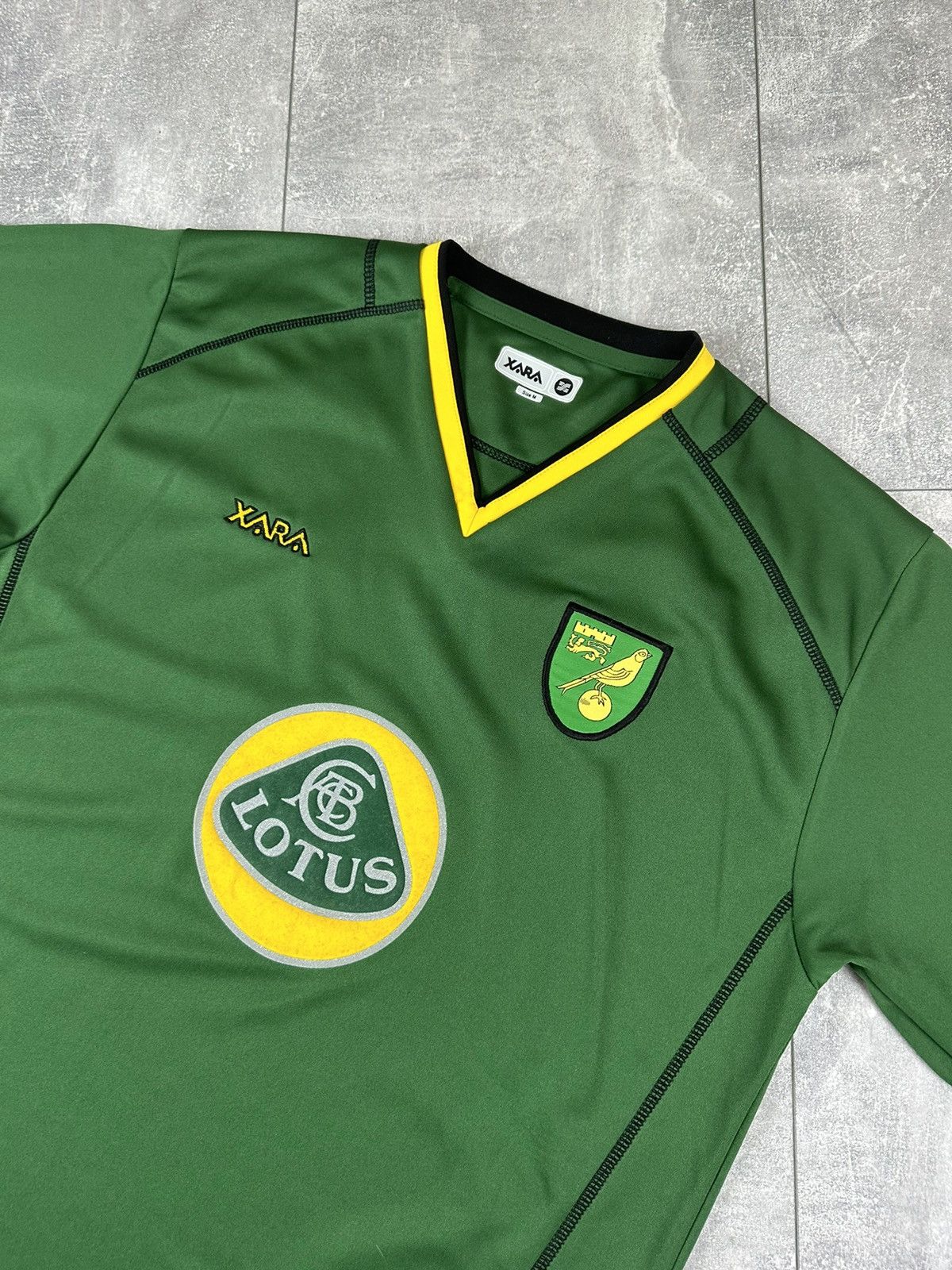 Other Xara Norwich City 2003/04 Away Soccer Jersey Size US M / EU 48-50 / 2 - 2 Thumbnail