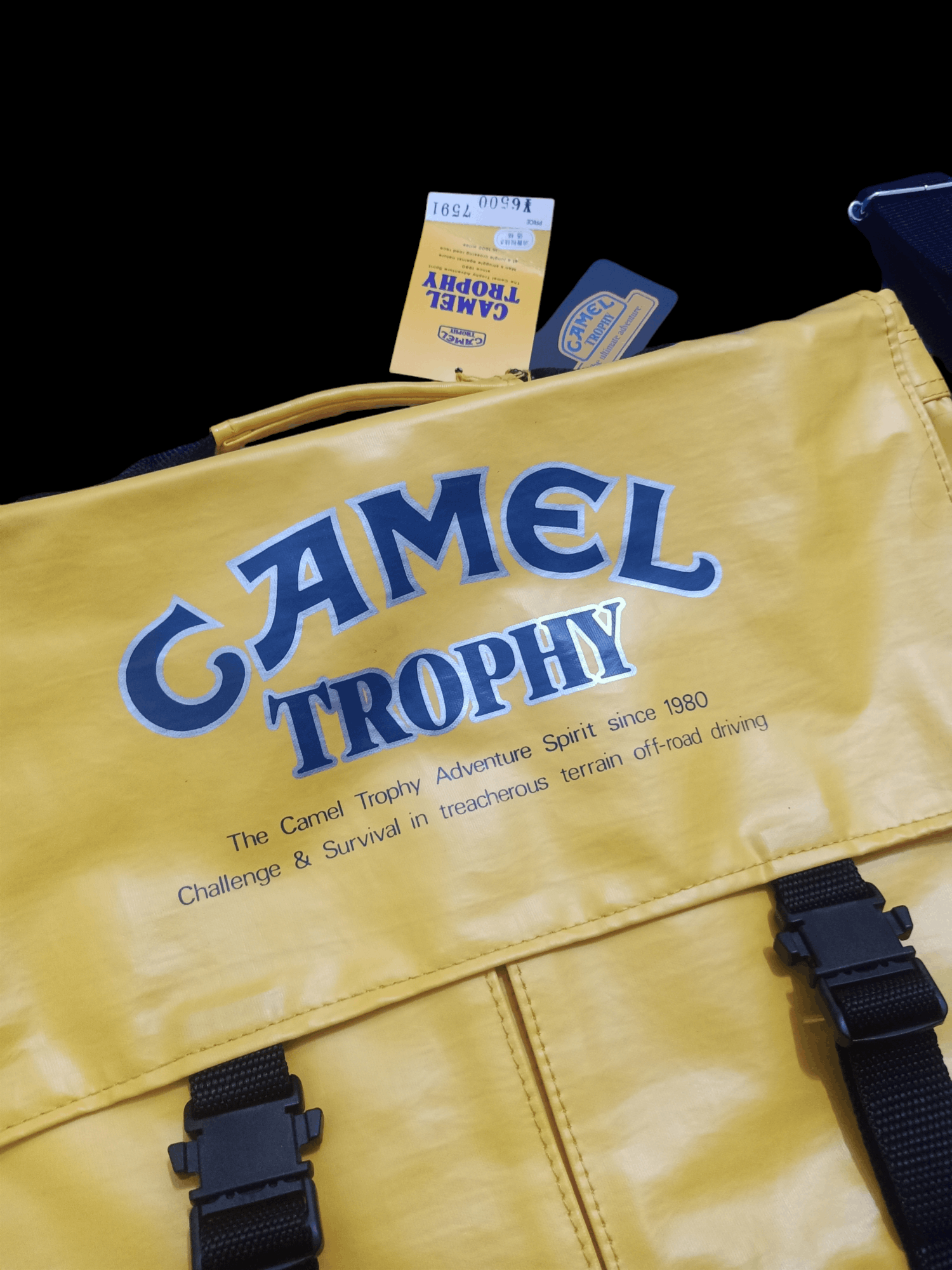 Camel NOS Camel Trophy Messenger Sling Bag. Size ONE SIZE - 3 Thumbnail