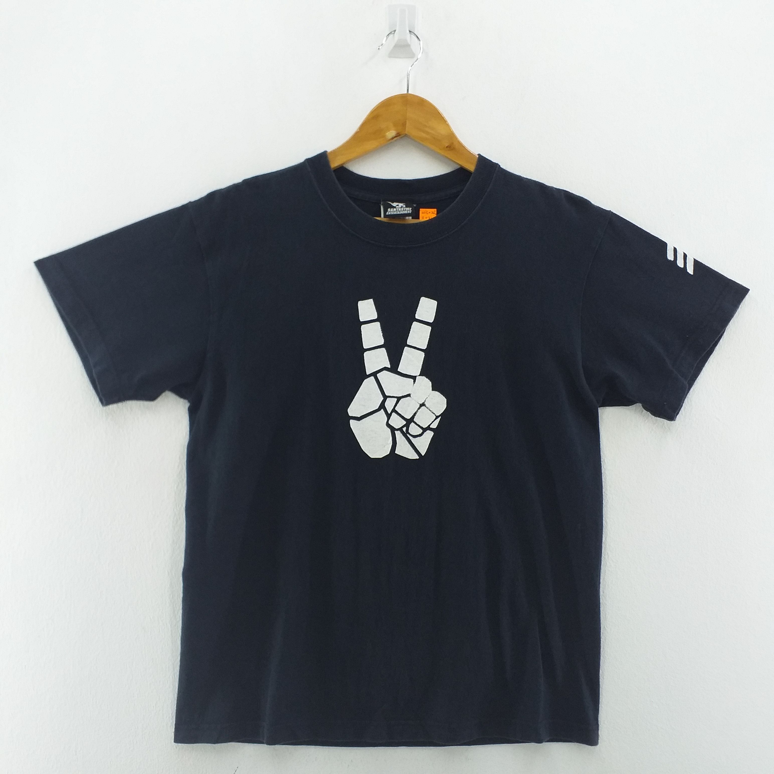 image of Vintage Santastic! Entertaiment Saru Medium Tshirt -F031 in Black, Men's