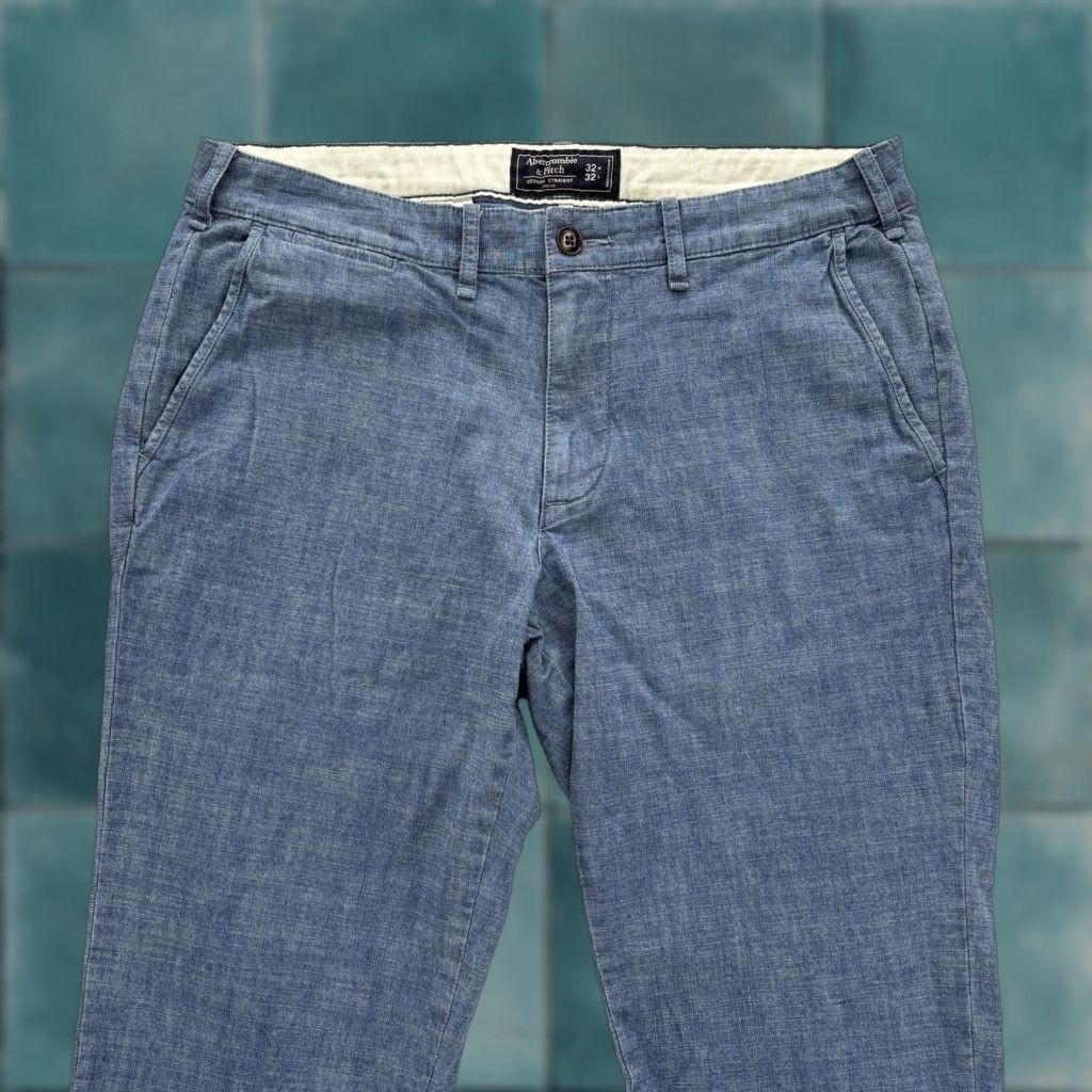 Abercrombie & Fitch Abercrombie & Fitch Chino Pants Mens 32x30 Blue Chambray Kennan Straight Stretch Casual Flat Front Pockets Slim/Regular Fit Size US 32 / EU 48 - 1 Thumbnail