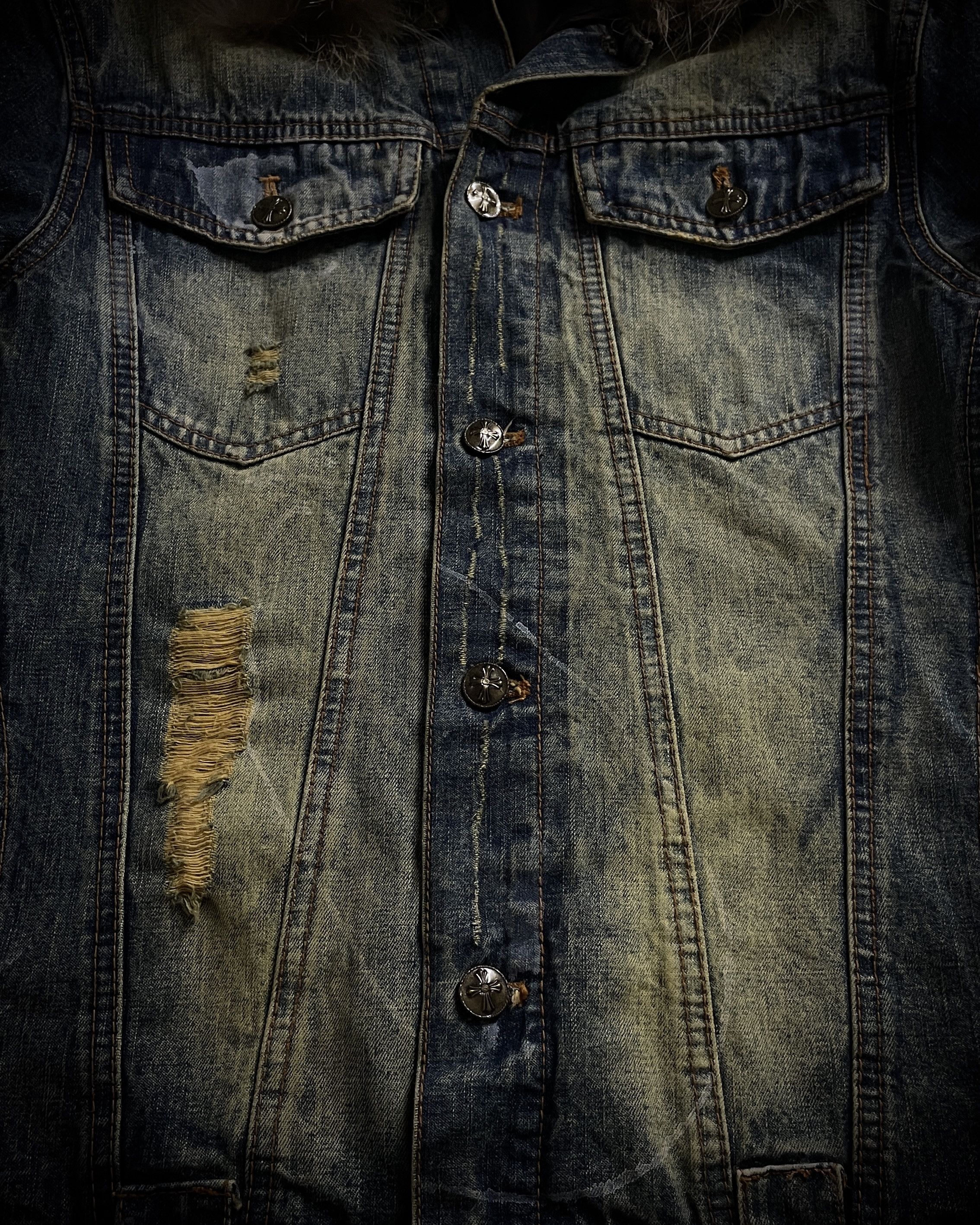 In The Attic In The Attic Raccoon Fur Distressed Jeans Jacket Size US S / EU 44-46 / 1 - 11 Thumbnail