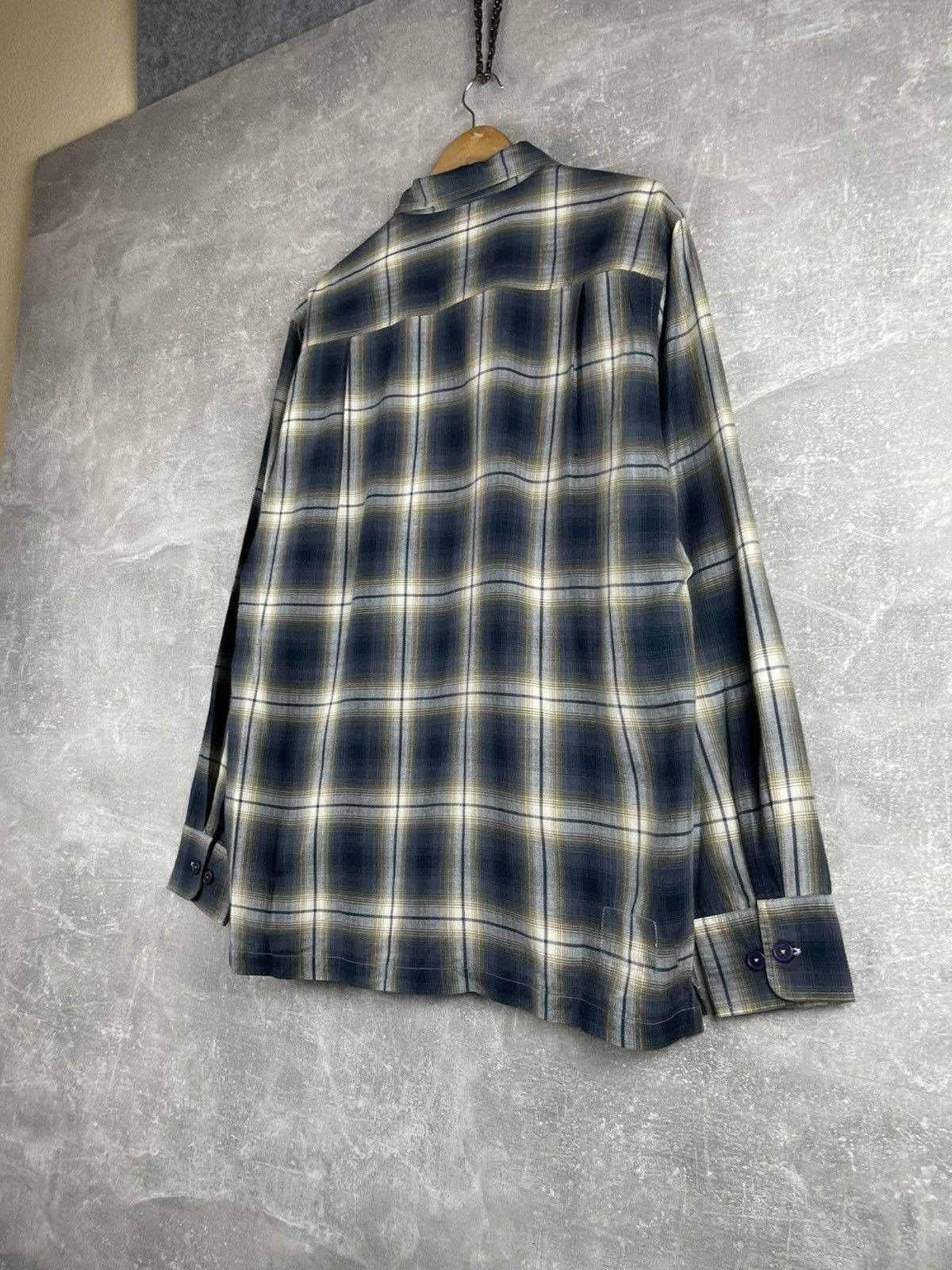 Universal Works Universal Works L.S Utility Shirt Navy E5 Shadow Check Size US M / EU 48-50 / 2 - 7 Thumbnail
