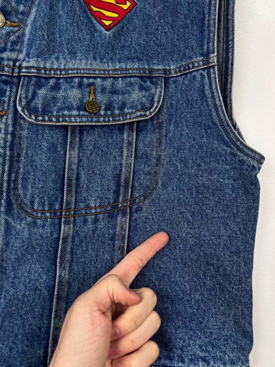 DC Comics × Vintage DC Superman 90s vintage denim vest size M Size US M / EU 48-50 / 2 - 6 Thumbnail