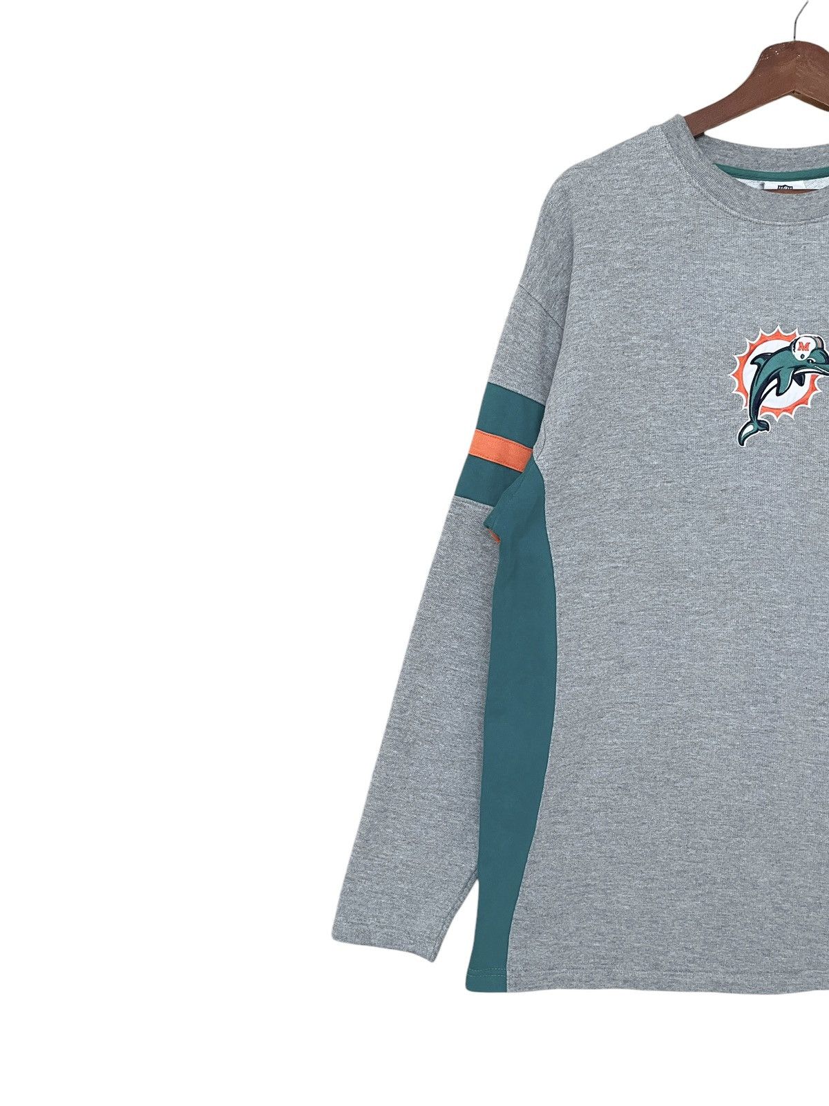NFL × Vintage Vintage NFL Team Miami Dolphin Sweatshirt 2000s Size US M / EU 48-50 / 2 - 5 Thumbnail
