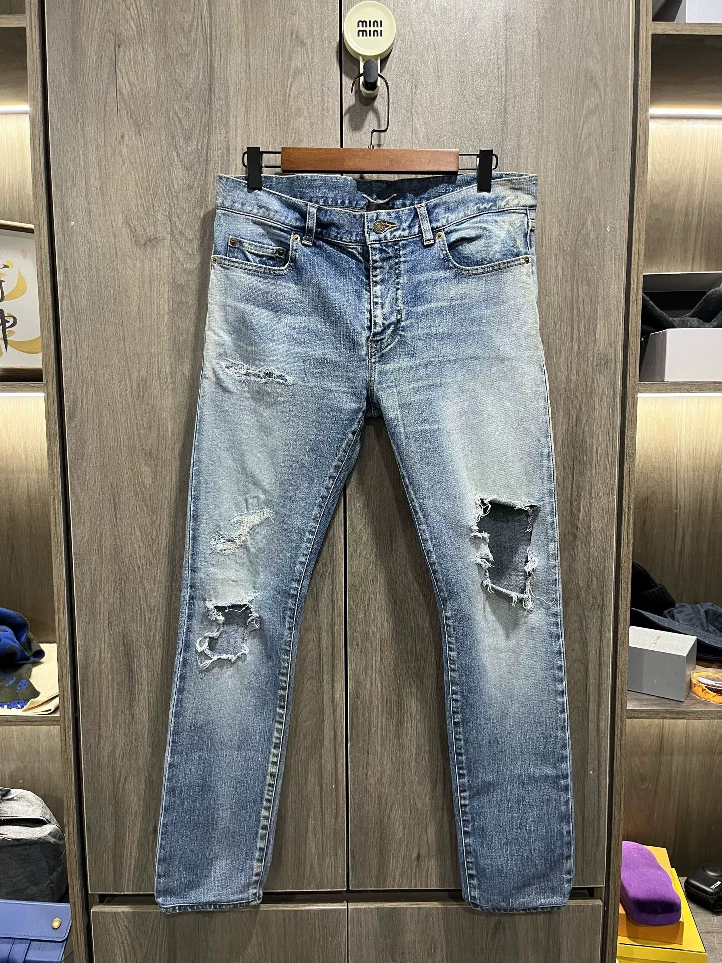Saint Laurent Paris Saint Laurent D02 Distressed Blue Jeans Size US 32 / EU 48 - 1 Thumbnail