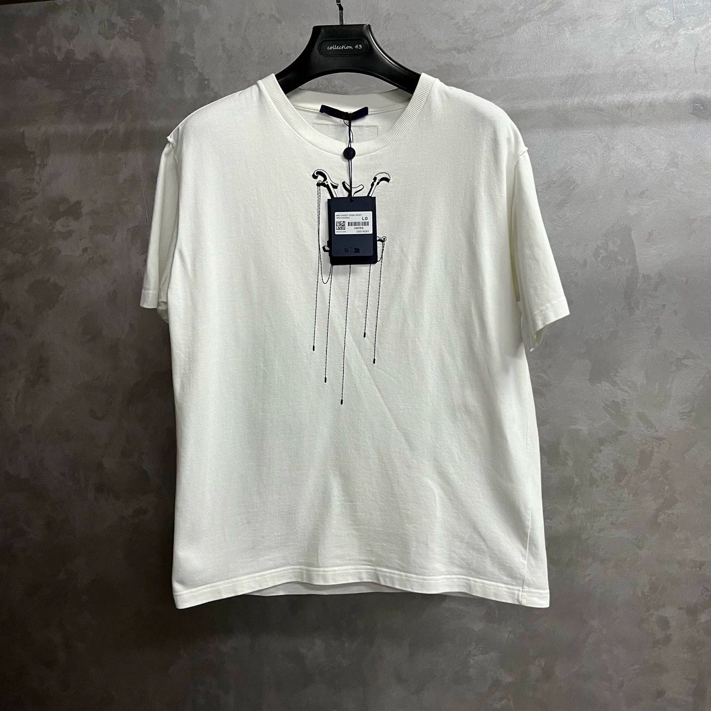 Louis Vuitton Louis Vuitton White Embroidered Street T-shirt Size US L / EU 52-54 / 3 - 1 Thumbnail
