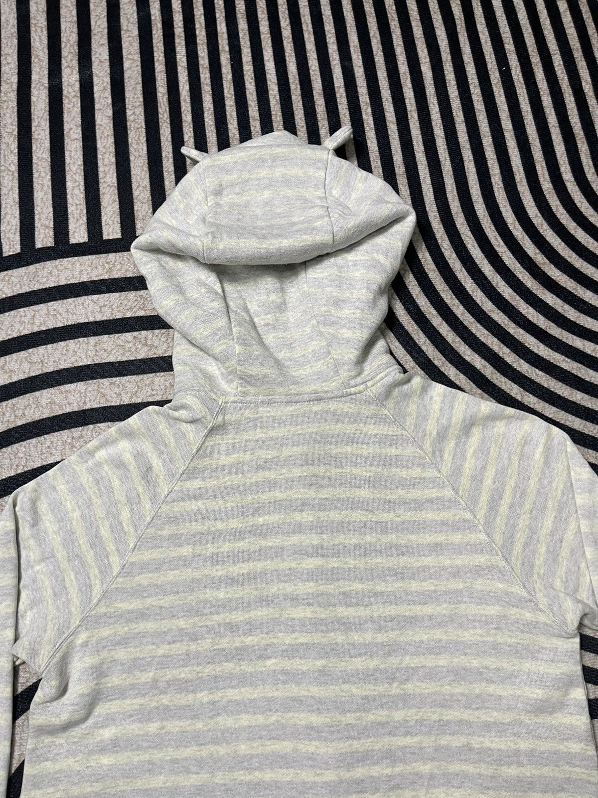 mercibeaucoup 2000s ISSEY MIYAKE BEAR EARS BUTTON UP HOODIE DISTRESSED Size US M / EU 48-50 / 2 - 18 Thumbnail